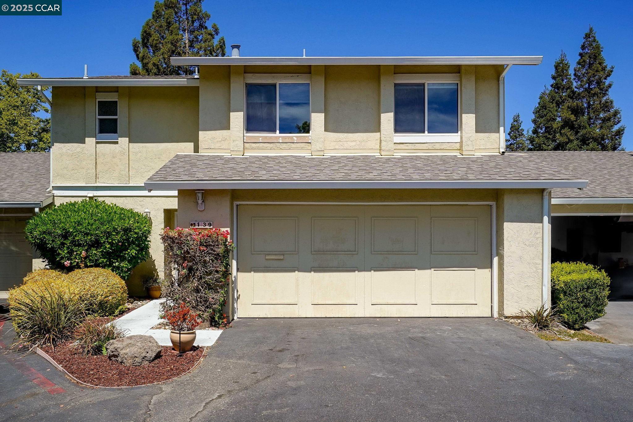MLS: 41106725 Condo For Sale