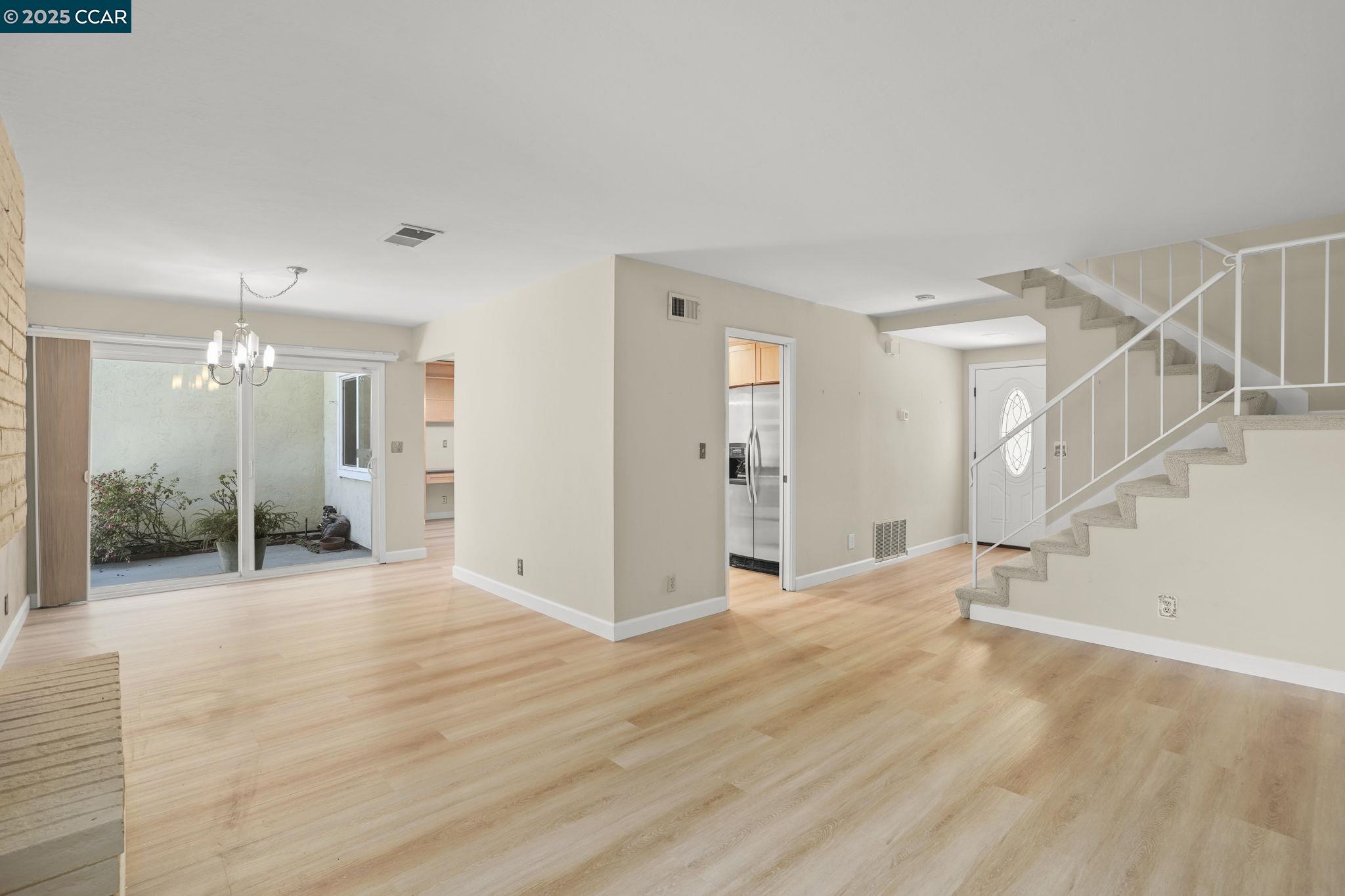 Photo #6: 41106725 Listing 