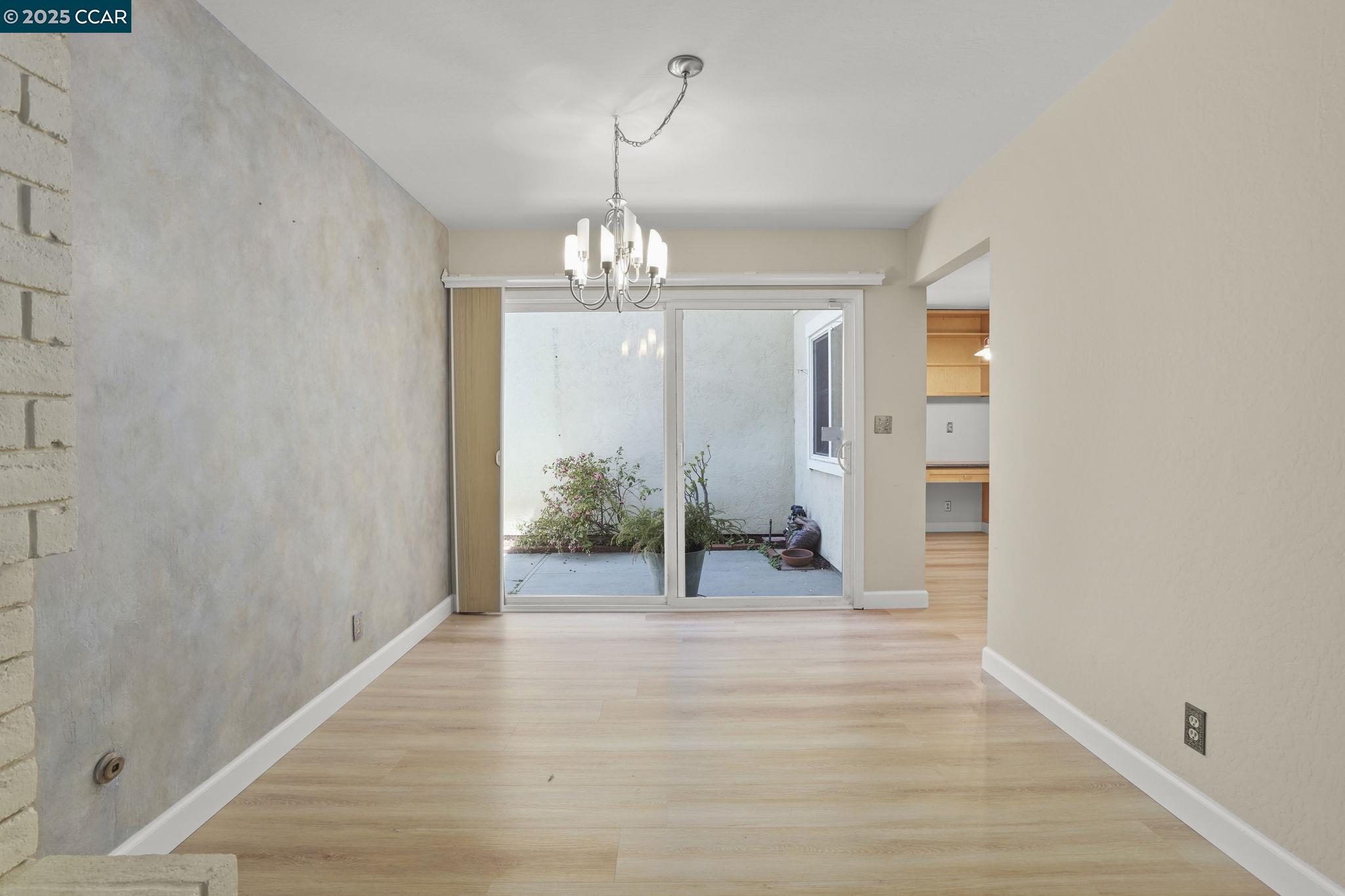 Photo #8: 41106725 Listing: Photo #8