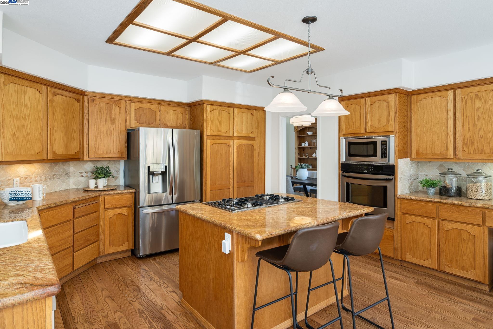 851 Independence Ct, Pleasanton, California 94566, 3 Bedrooms Bedrooms, 9 Rooms Rooms,3 BathroomsBathrooms,Residential,For Sale,851 Independence Ct,41106727
