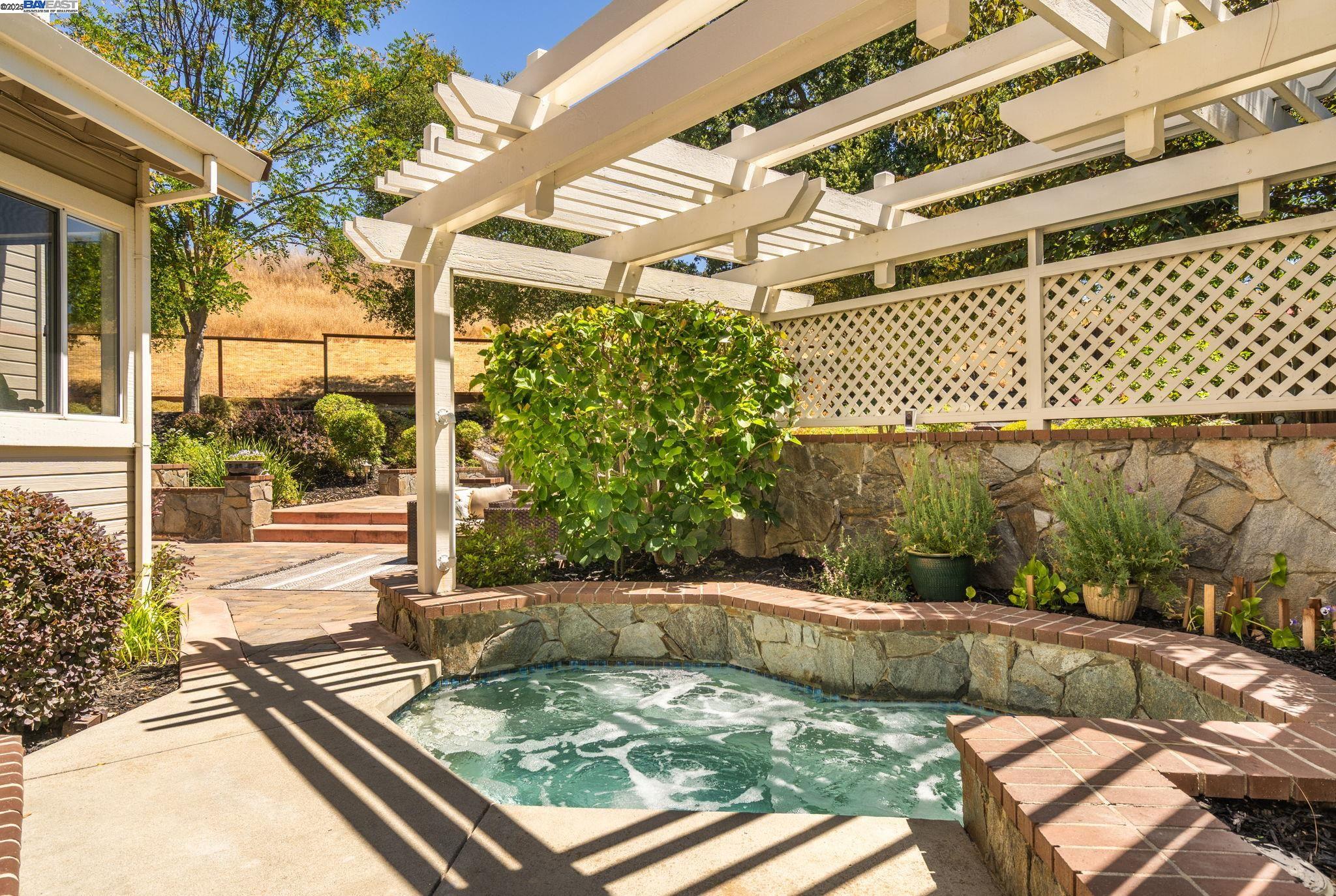 851 Independence Ct, Pleasanton, California 94566, 3 Bedrooms Bedrooms, 9 Rooms Rooms,3 BathroomsBathrooms,Residential,For Sale,851 Independence Ct,41106727