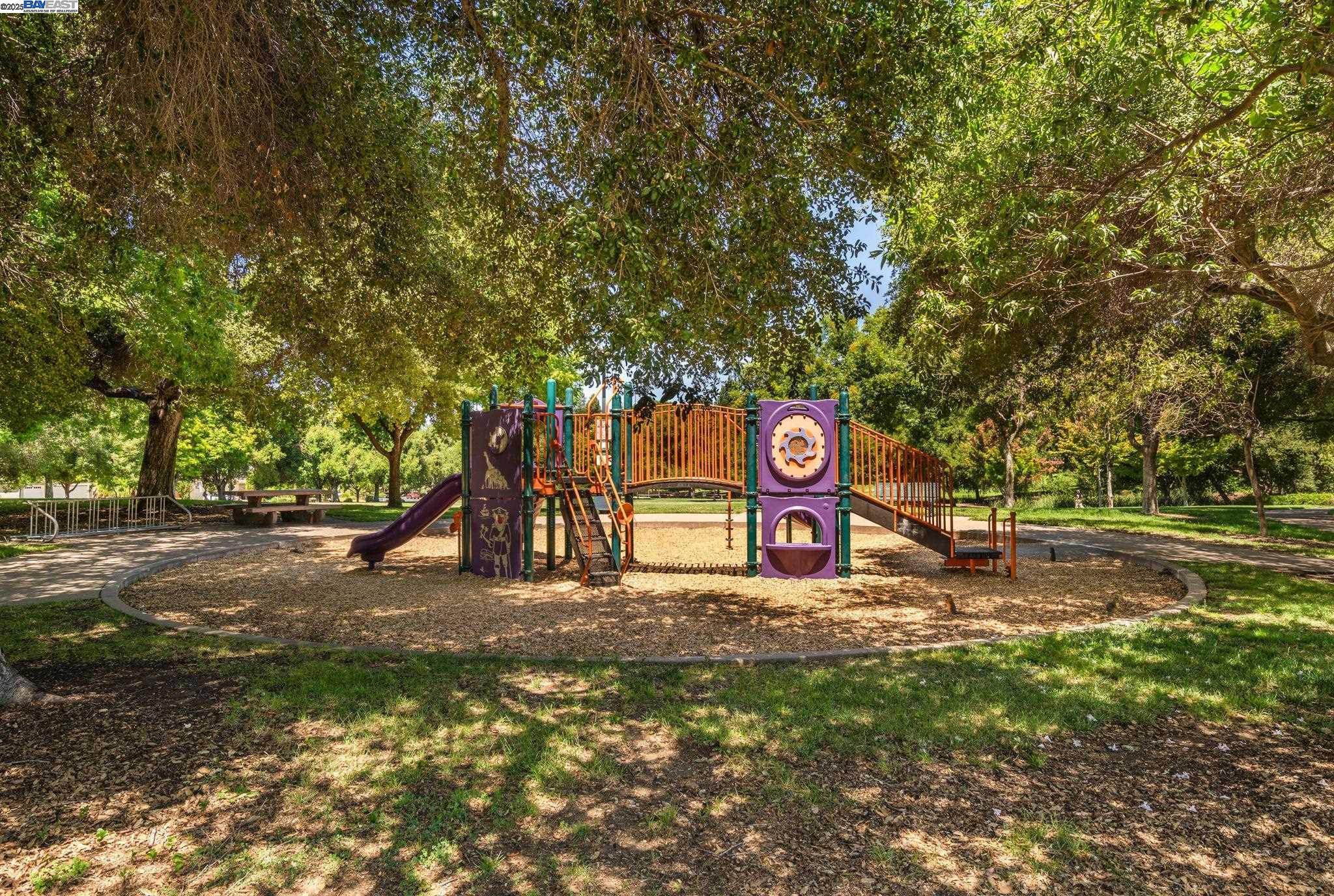 851 Independence Ct, Pleasanton, California 94566, 3 Bedrooms Bedrooms, 9 Rooms Rooms,3 BathroomsBathrooms,Residential,For Sale,851 Independence Ct,41106727