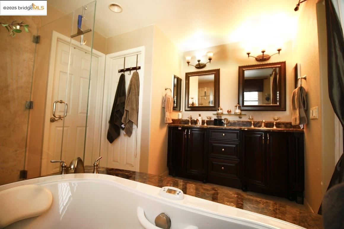 7 Kevin Ln, American Canyon, California 94503, 4 Bedrooms Bedrooms, 7 Rooms Rooms,2 BathroomsBathrooms,Residential,For Sale,7 Kevin Ln,41106728