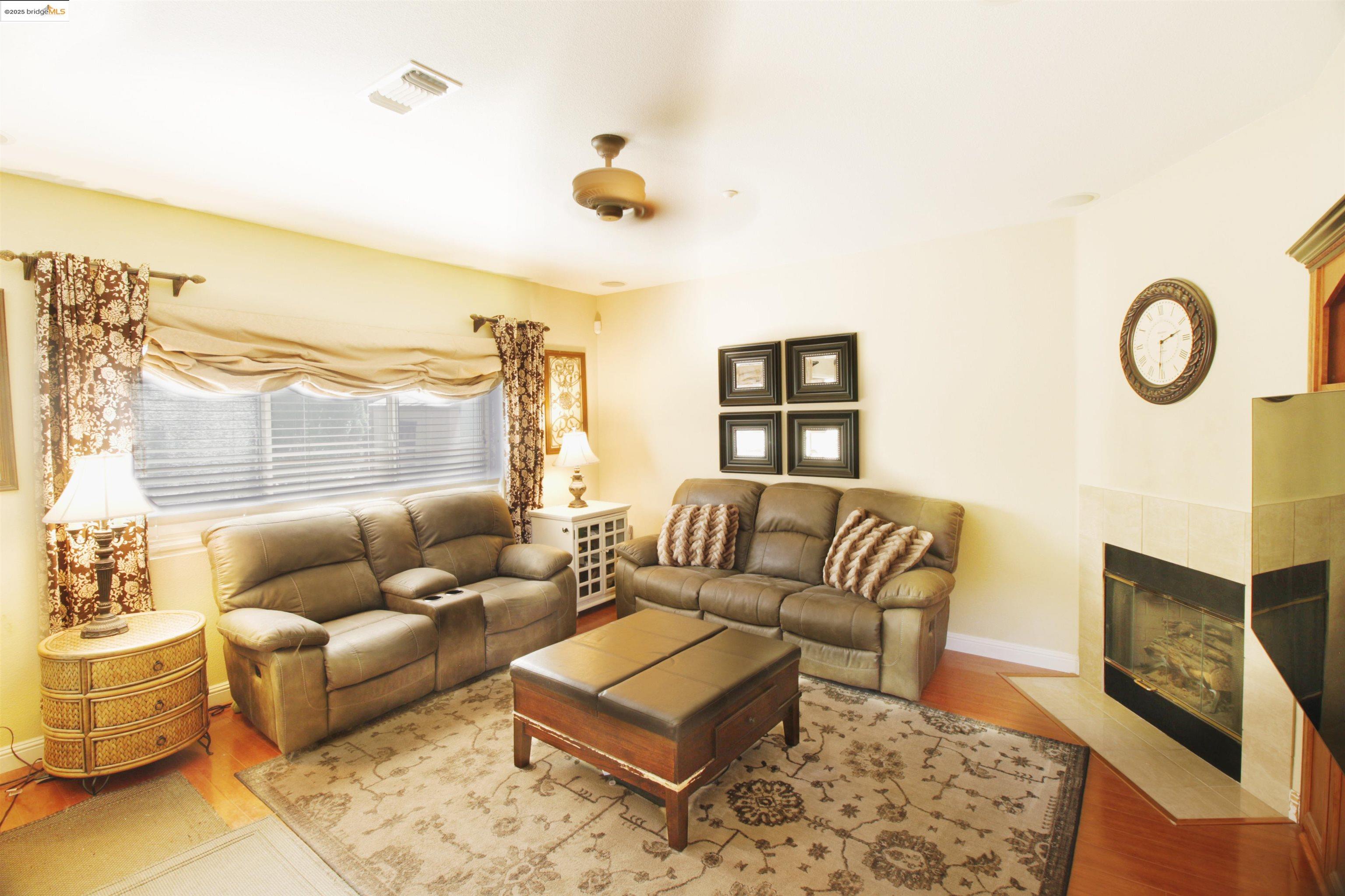 7 Kevin Ln, American Canyon, California 94503, 4 Bedrooms Bedrooms, 7 Rooms Rooms,2 BathroomsBathrooms,Residential,For Sale,7 Kevin Ln,41106728
