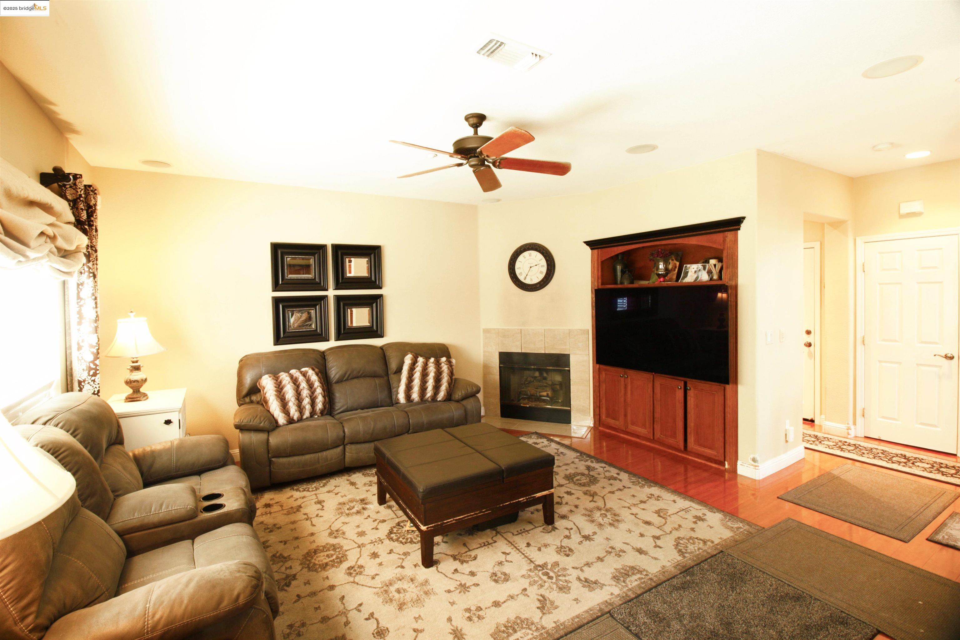 7 Kevin Ln, American Canyon, California 94503, 4 Bedrooms Bedrooms, 7 Rooms Rooms,2 BathroomsBathrooms,Residential,For Sale,7 Kevin Ln,41106728