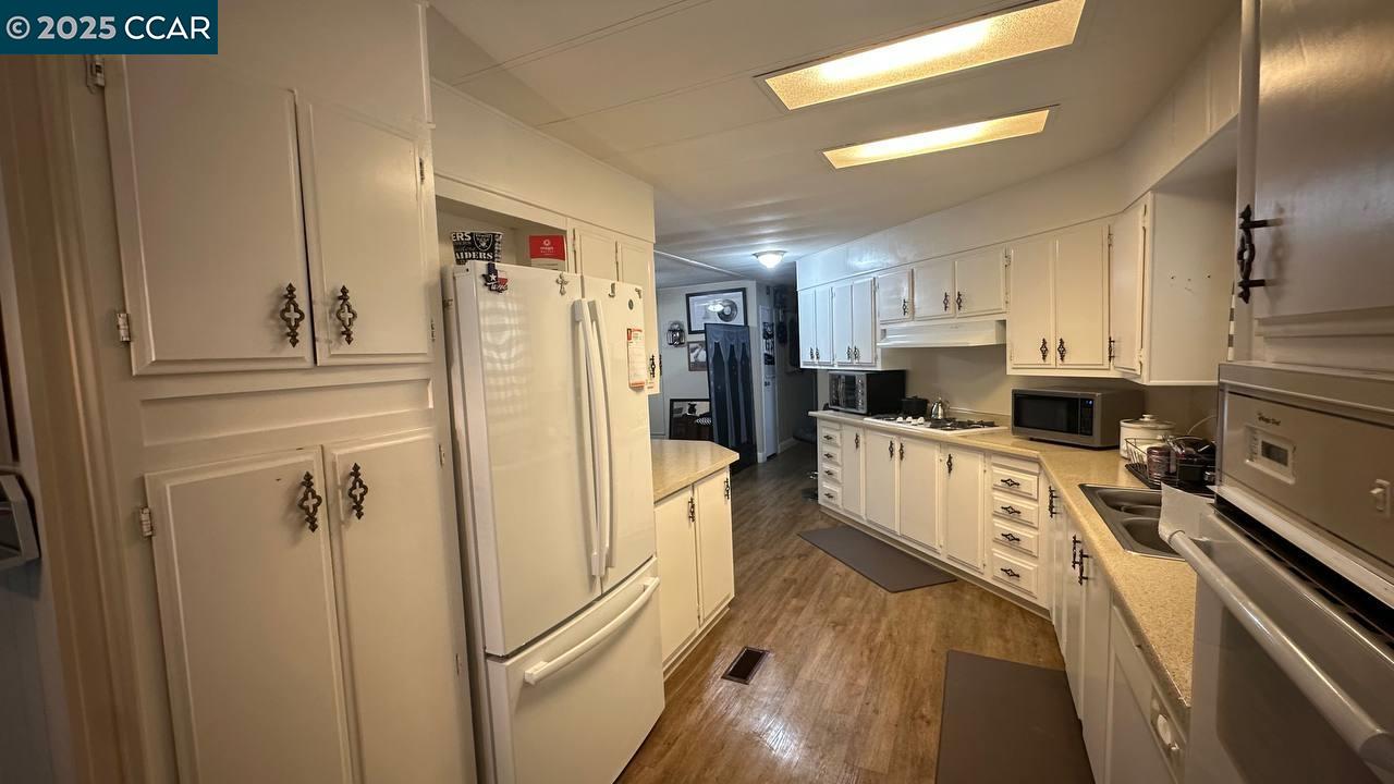 367 Ravine Cir, Rancho Cordova, California 95670, 2 Bedrooms Bedrooms, 5 Rooms Rooms,2 BathroomsBathrooms,Manufactured In Park,For Sale,367 Ravine Cir,41106729