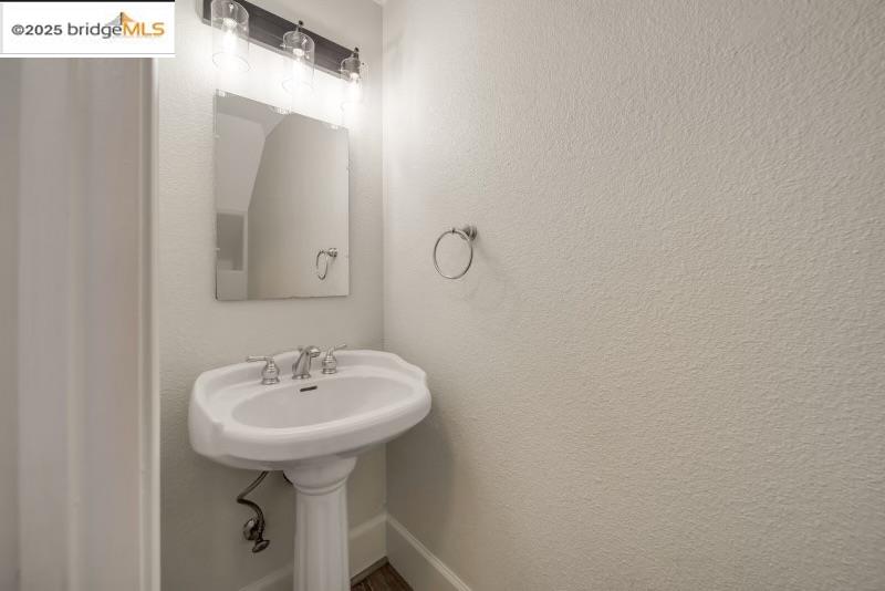 905 Lido Cir, Discovery Bay, California 94505, 2 Bedrooms Bedrooms, 6 Rooms Rooms,2 BathroomsBathrooms,Residential Lease,For Rent,905 Lido Cir,41106731