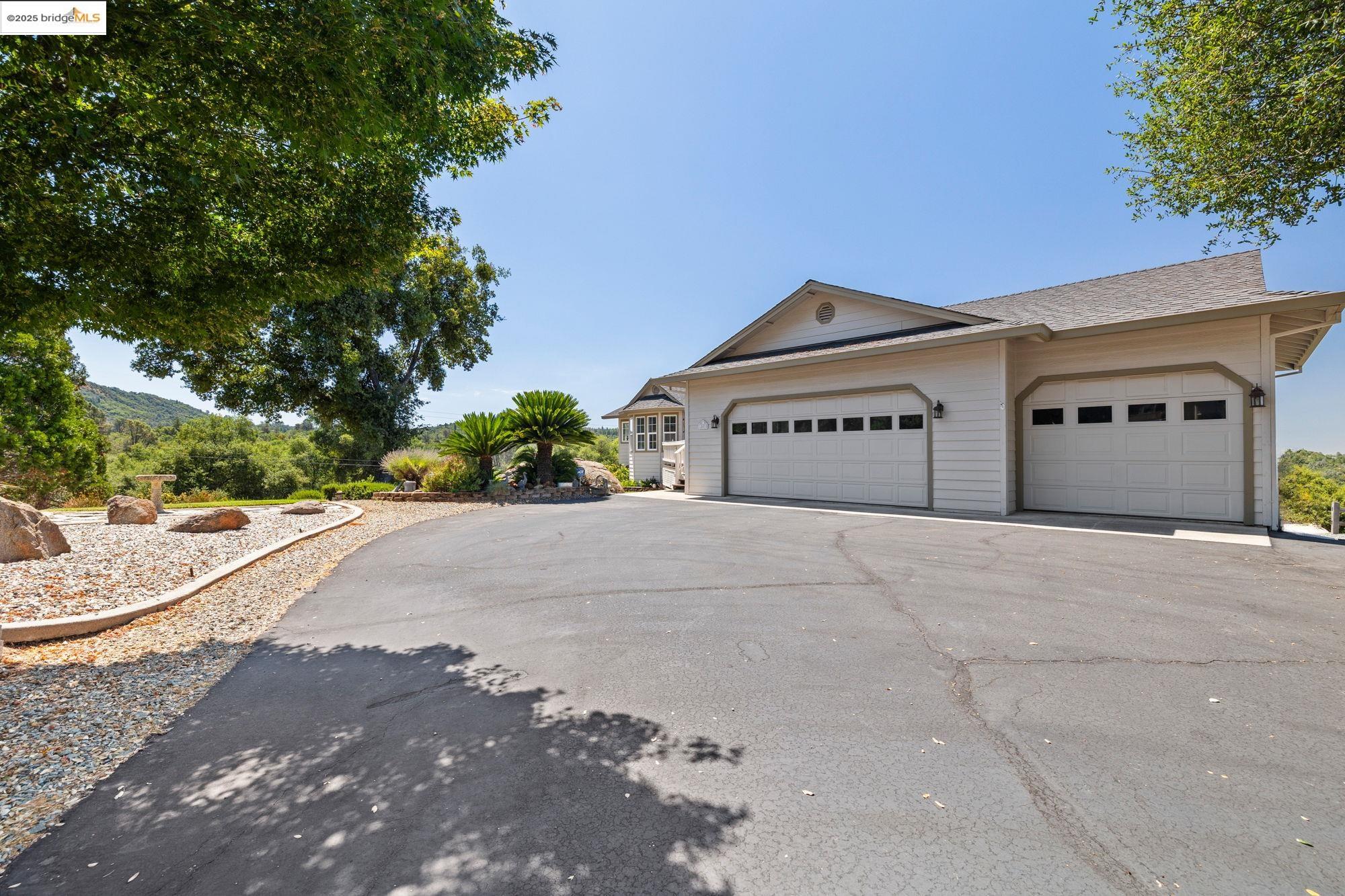 15595 Curtis Cir, Sonora, California 95370, 3 Bedrooms Bedrooms, 7 Rooms Rooms,2 BathroomsBathrooms,Residential,For Sale,15595 Curtis Cir,41106732