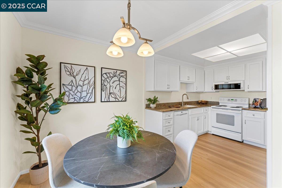 Photo #11: 41106733 Listing: Photo #11