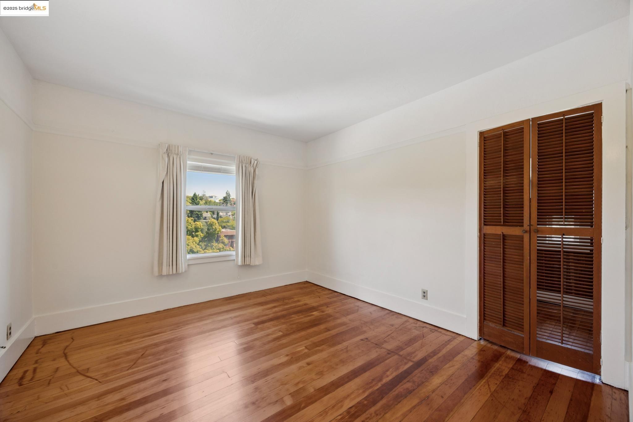 632 Valle Vista Ave, Oakland, California 94610, 3 Bedrooms Bedrooms, 6 Rooms Rooms,2 BathroomsBathrooms,Residential,For Sale,632 Valle Vista Ave,41106734