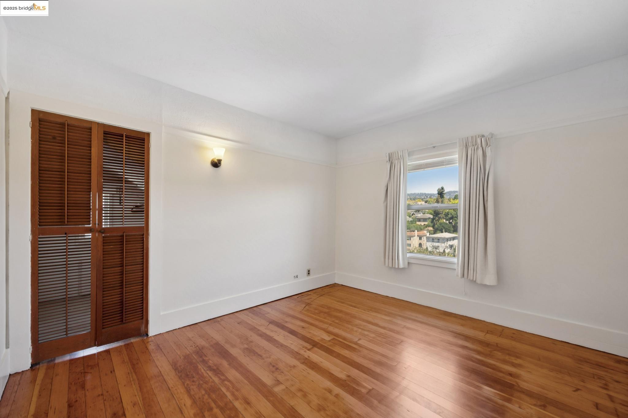 632 Valle Vista Ave, Oakland, California 94610, 3 Bedrooms Bedrooms, 6 Rooms Rooms,2 BathroomsBathrooms,Residential,For Sale,632 Valle Vista Ave,41106734