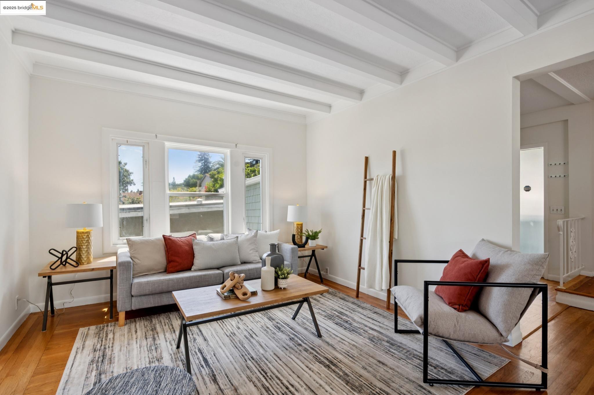 632 Valle Vista Ave, Oakland, California 94610, 3 Bedrooms Bedrooms, 6 Rooms Rooms,2 BathroomsBathrooms,Residential,For Sale,632 Valle Vista Ave,41106734