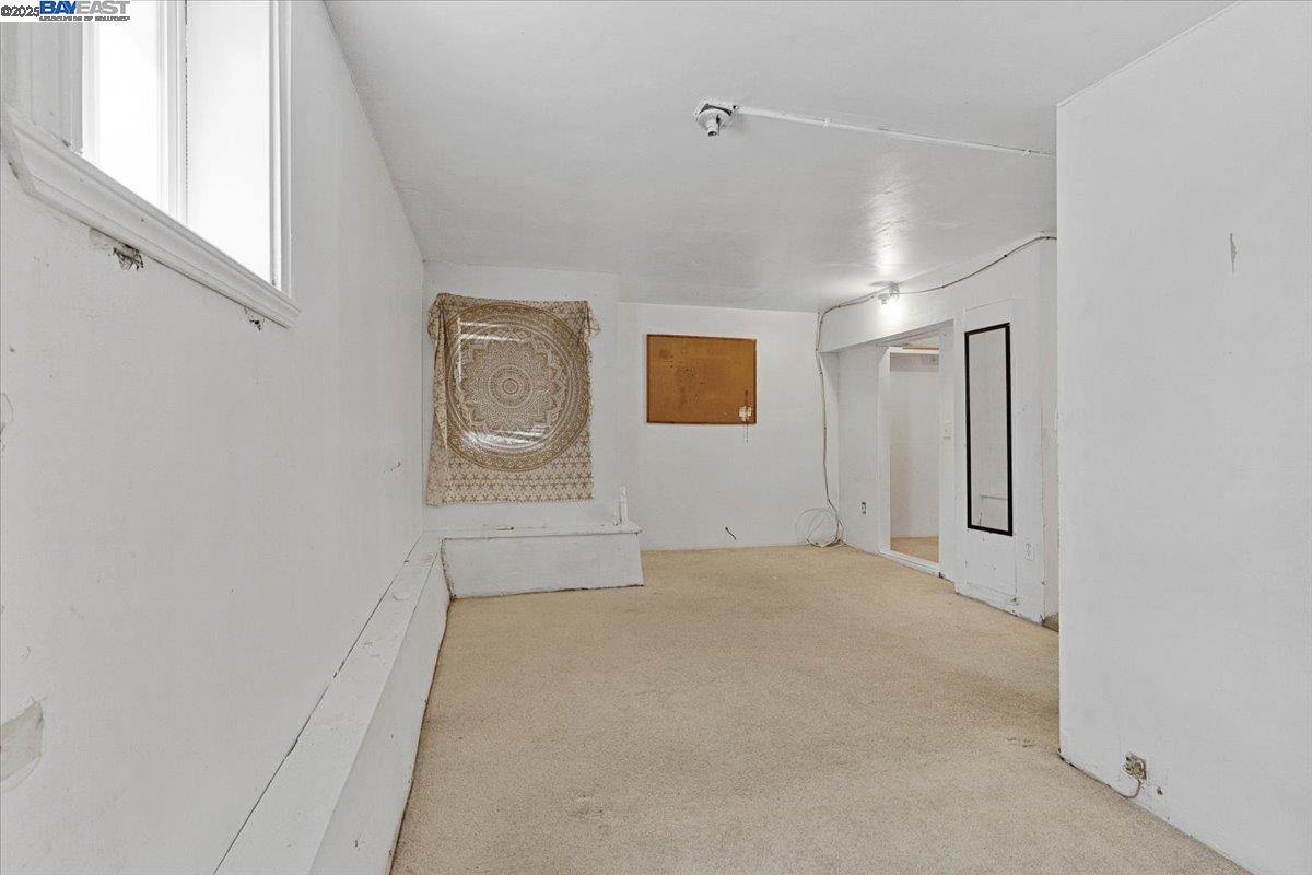 40 Acton St, Daly City, California 94014, 3 Bedrooms Bedrooms, 6 Rooms Rooms,2 BathroomsBathrooms,Residential,For Sale,40 Acton St,41106735