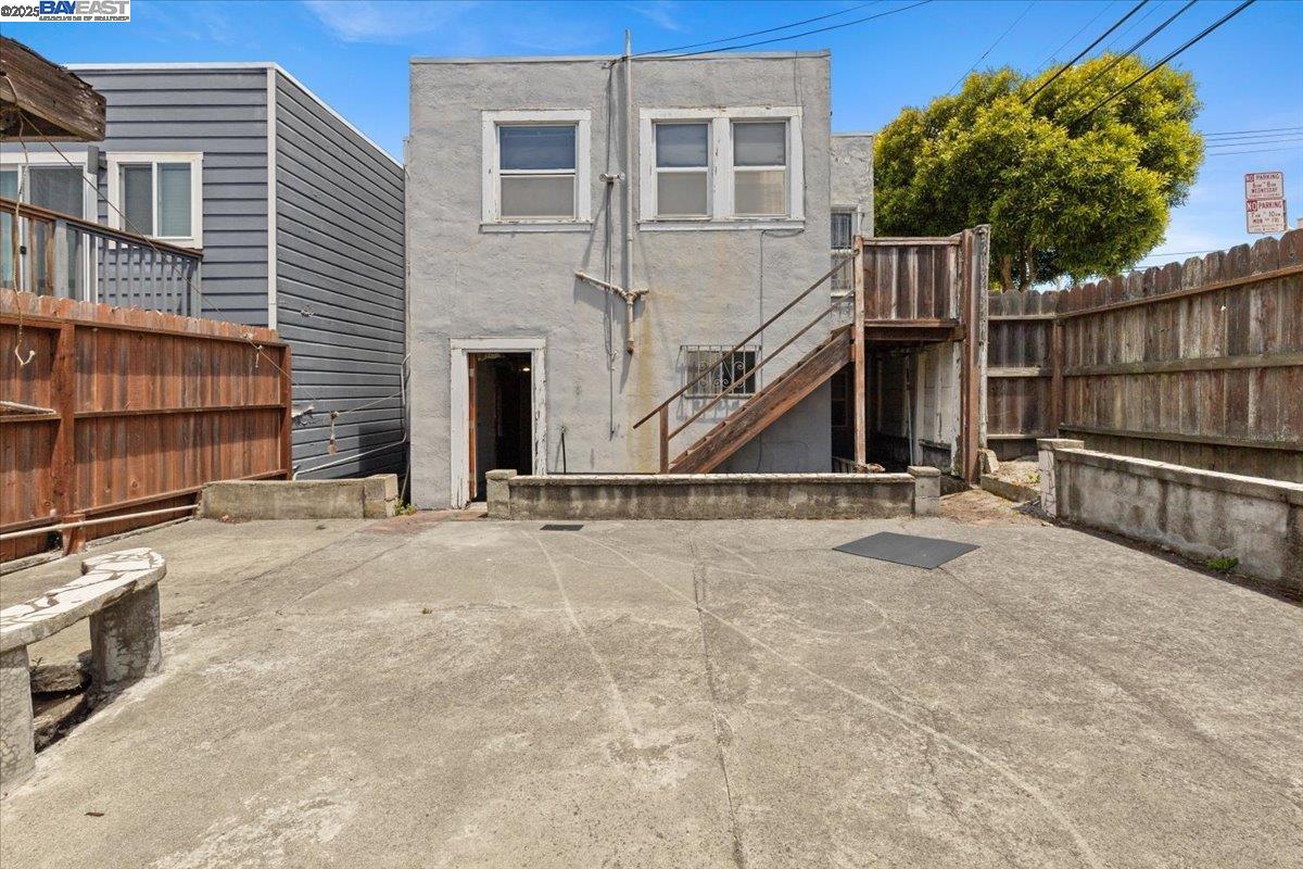 40 Acton St, Daly City, California 94014, 3 Bedrooms Bedrooms, 6 Rooms Rooms,2 BathroomsBathrooms,Residential,For Sale,40 Acton St,41106735