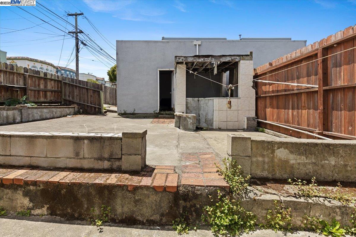 40 Acton St, Daly City, California 94014, 3 Bedrooms Bedrooms, 6 Rooms Rooms,2 BathroomsBathrooms,Residential,For Sale,40 Acton St,41106735