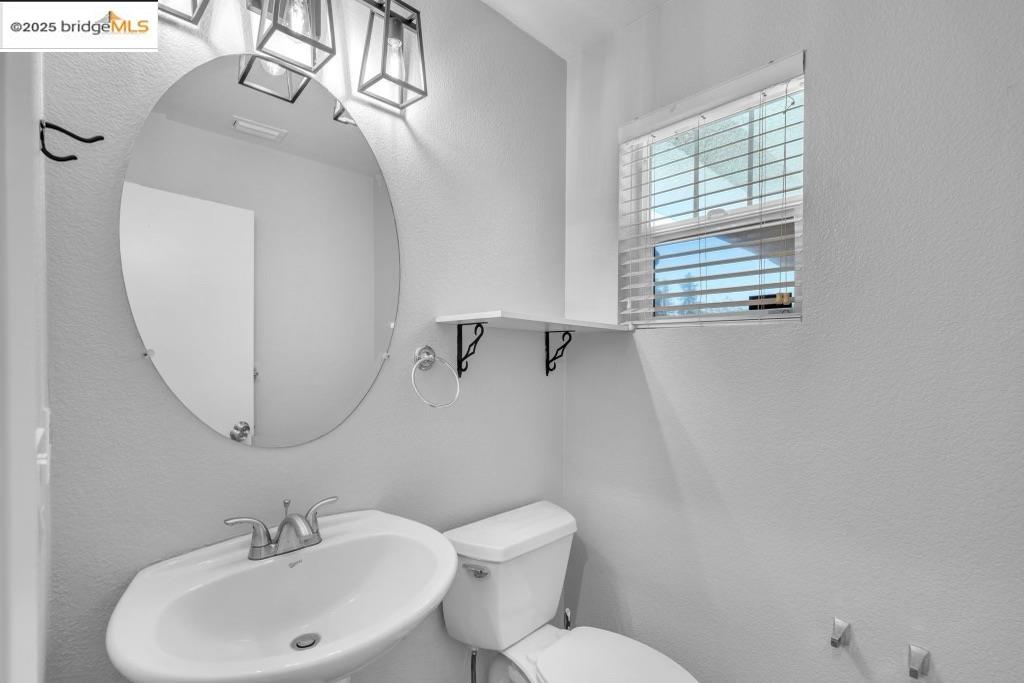 101 Spruce St, Brentwood, California 94513, 3 Bedrooms Bedrooms, 7 Rooms Rooms,2 BathroomsBathrooms,Residential Lease,For Rent,101 Spruce St,41106736