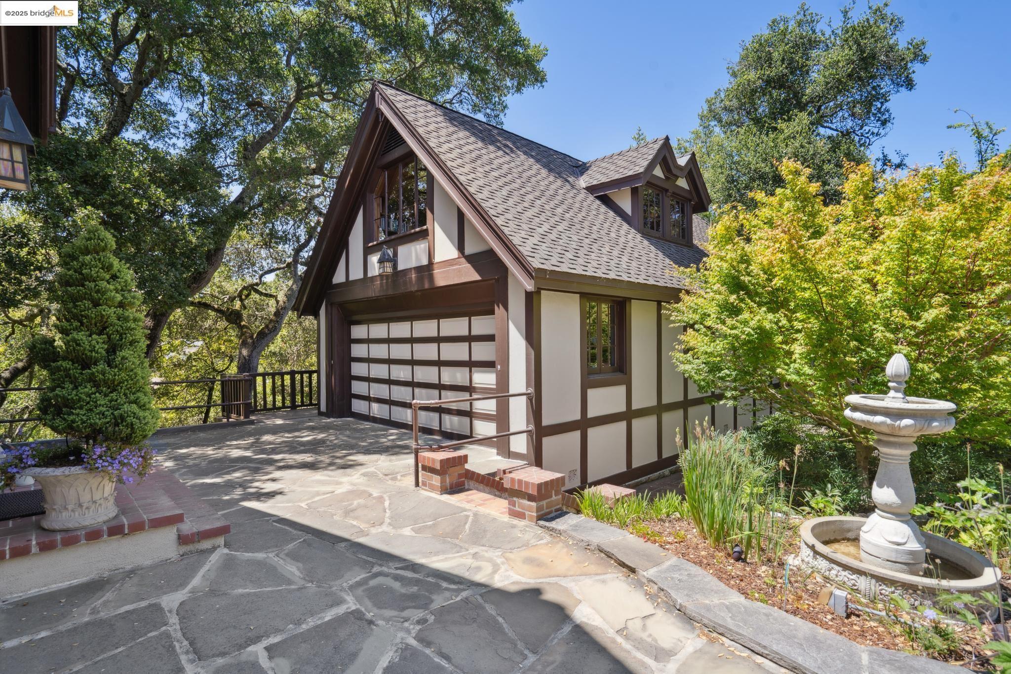 Detail Gallery Image 44 of 55 For 45 Glen Alpine, Piedmont,  CA 94611 - 8 Beds | 6/1 Baths