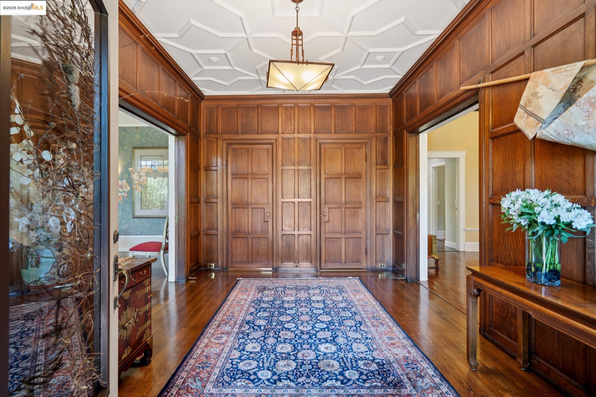 Detail Gallery Image 8 of 55 For 45 Glen Alpine, Piedmont,  CA 94611 - 8 Beds | 6/1 Baths
