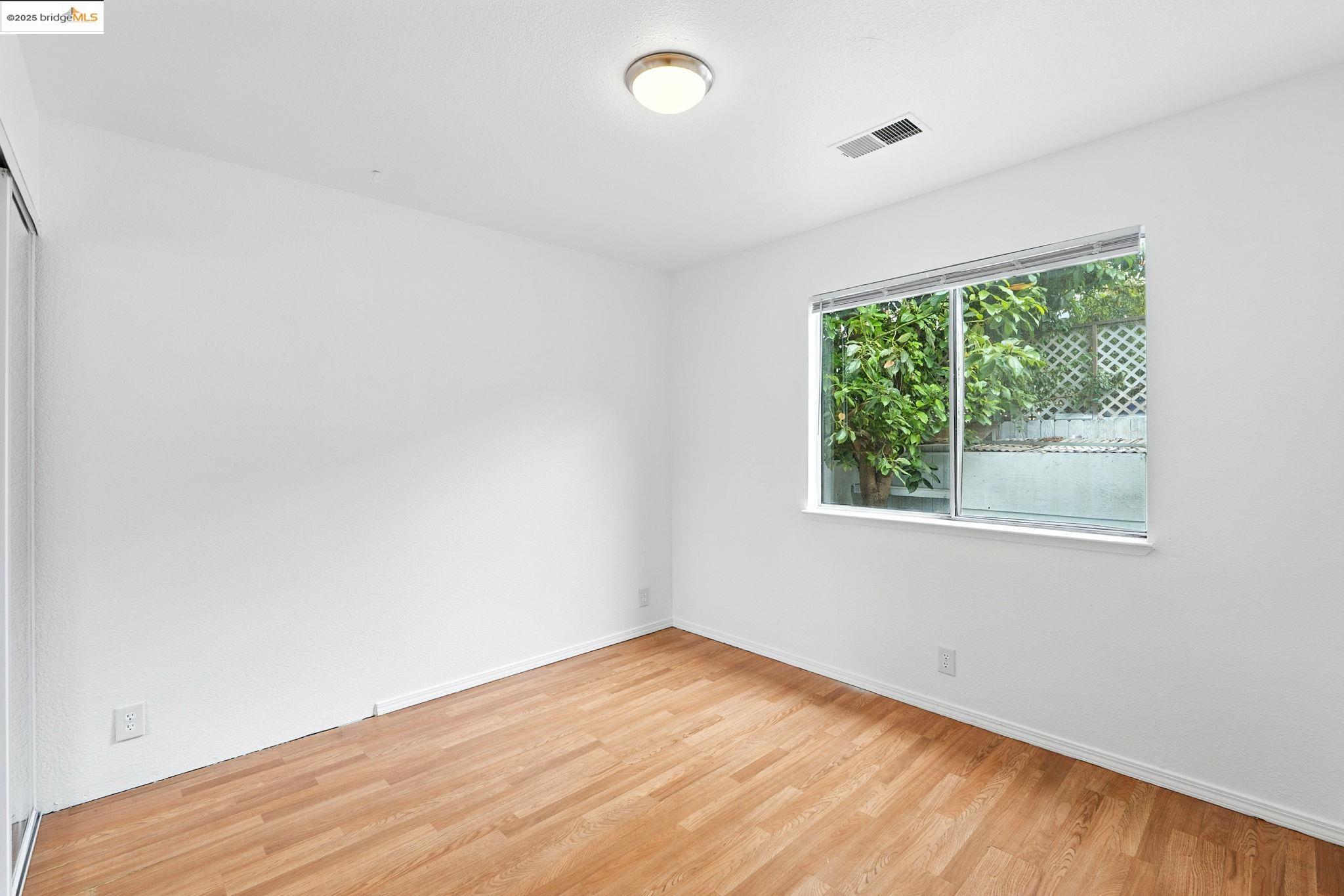 1011 Coalport St., San Pablo, California 94806, 4 Bedrooms Bedrooms, 8 Rooms Rooms,2 BathroomsBathrooms,Residential,For Sale,1011 Coalport St.,41106740