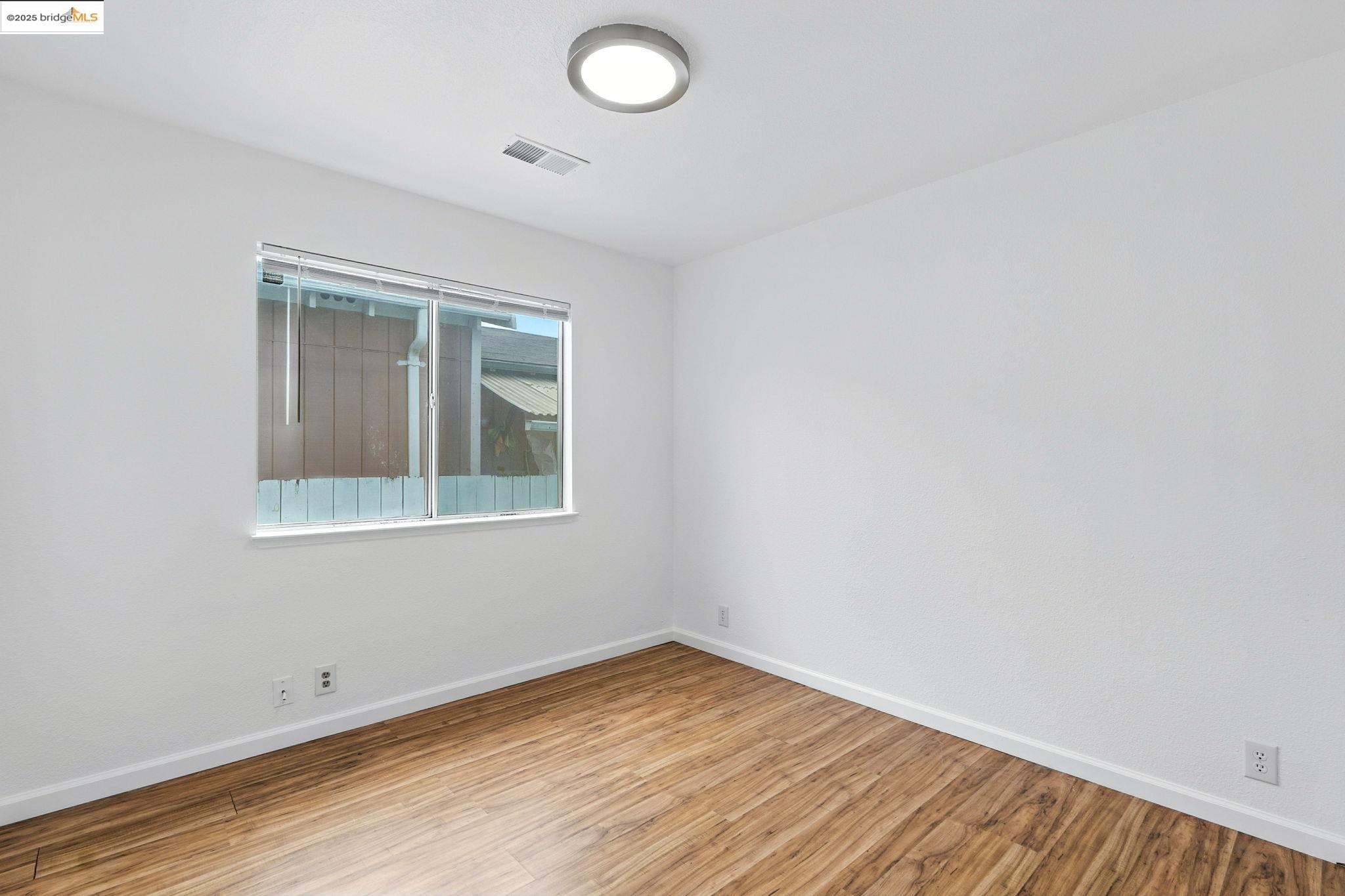 1011 Coalport St., San Pablo, California 94806, 4 Bedrooms Bedrooms, 8 Rooms Rooms,2 BathroomsBathrooms,Residential,For Sale,1011 Coalport St.,41106740