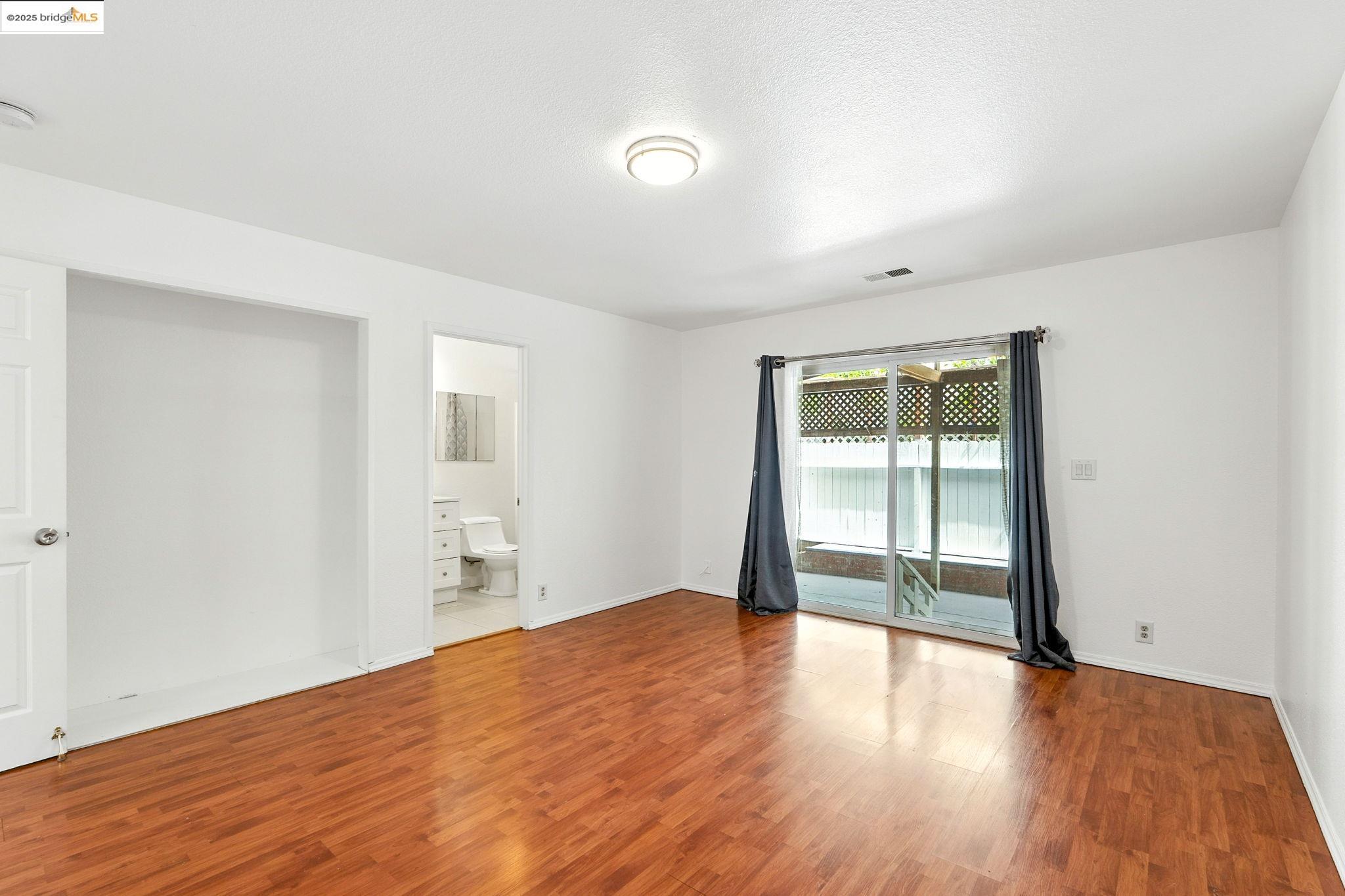 1011 Coalport St., San Pablo, California 94806, 4 Bedrooms Bedrooms, 8 Rooms Rooms,2 BathroomsBathrooms,Residential,For Sale,1011 Coalport St.,41106740