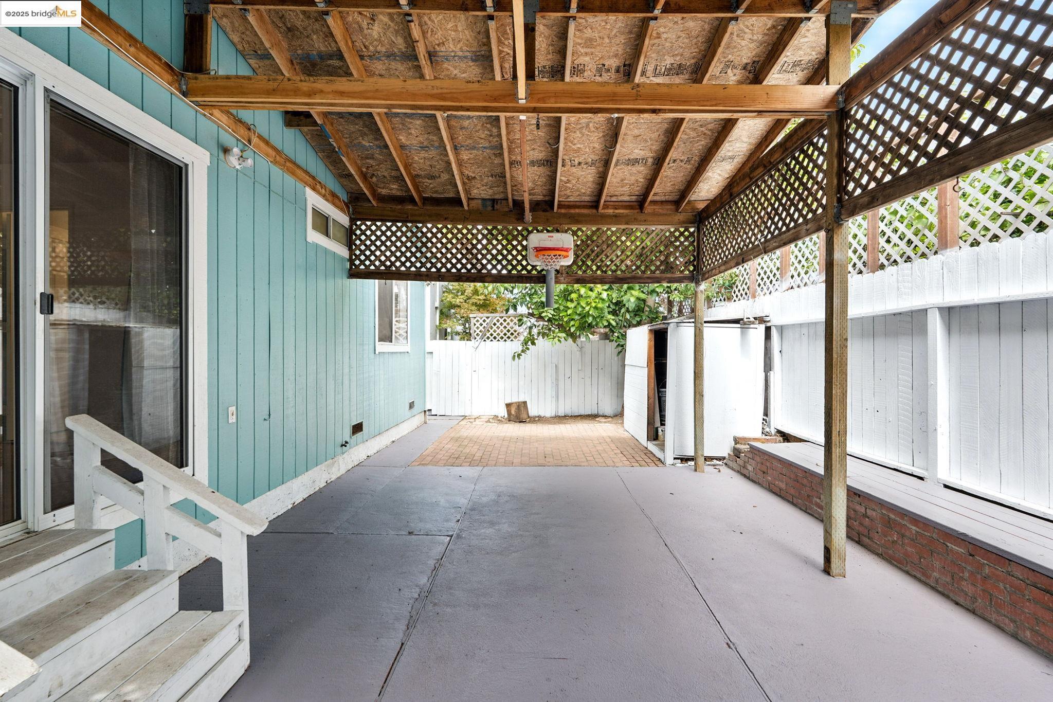 1011 Coalport St., San Pablo, California 94806, 4 Bedrooms Bedrooms, 8 Rooms Rooms,2 BathroomsBathrooms,Residential,For Sale,1011 Coalport St.,41106740