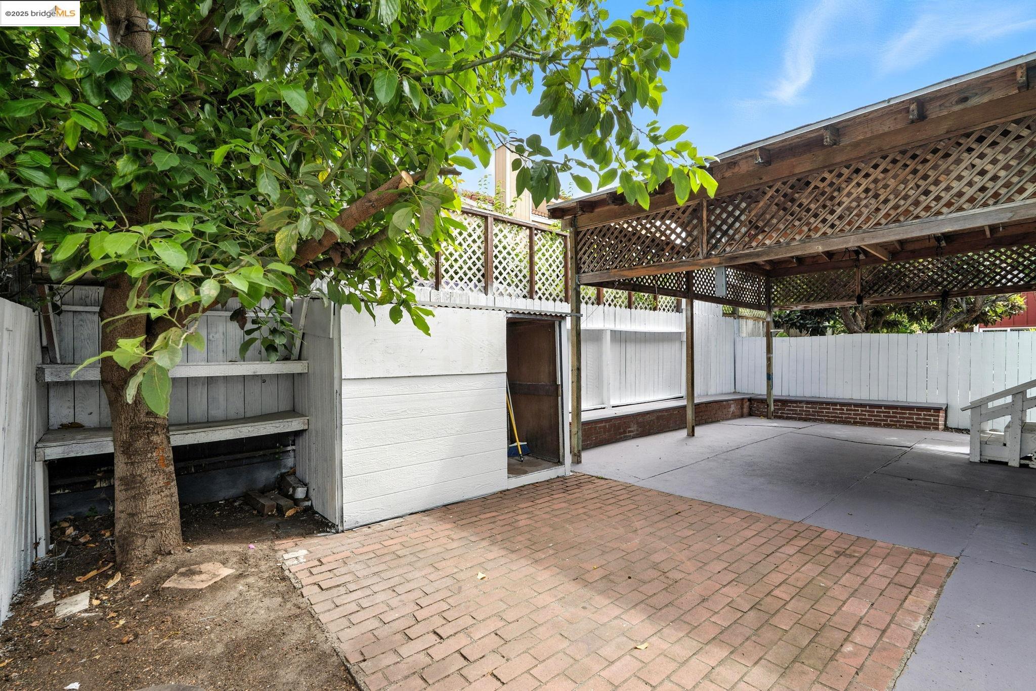 1011 Coalport St., San Pablo, California 94806, 4 Bedrooms Bedrooms, 8 Rooms Rooms,2 BathroomsBathrooms,Residential,For Sale,1011 Coalport St.,41106740