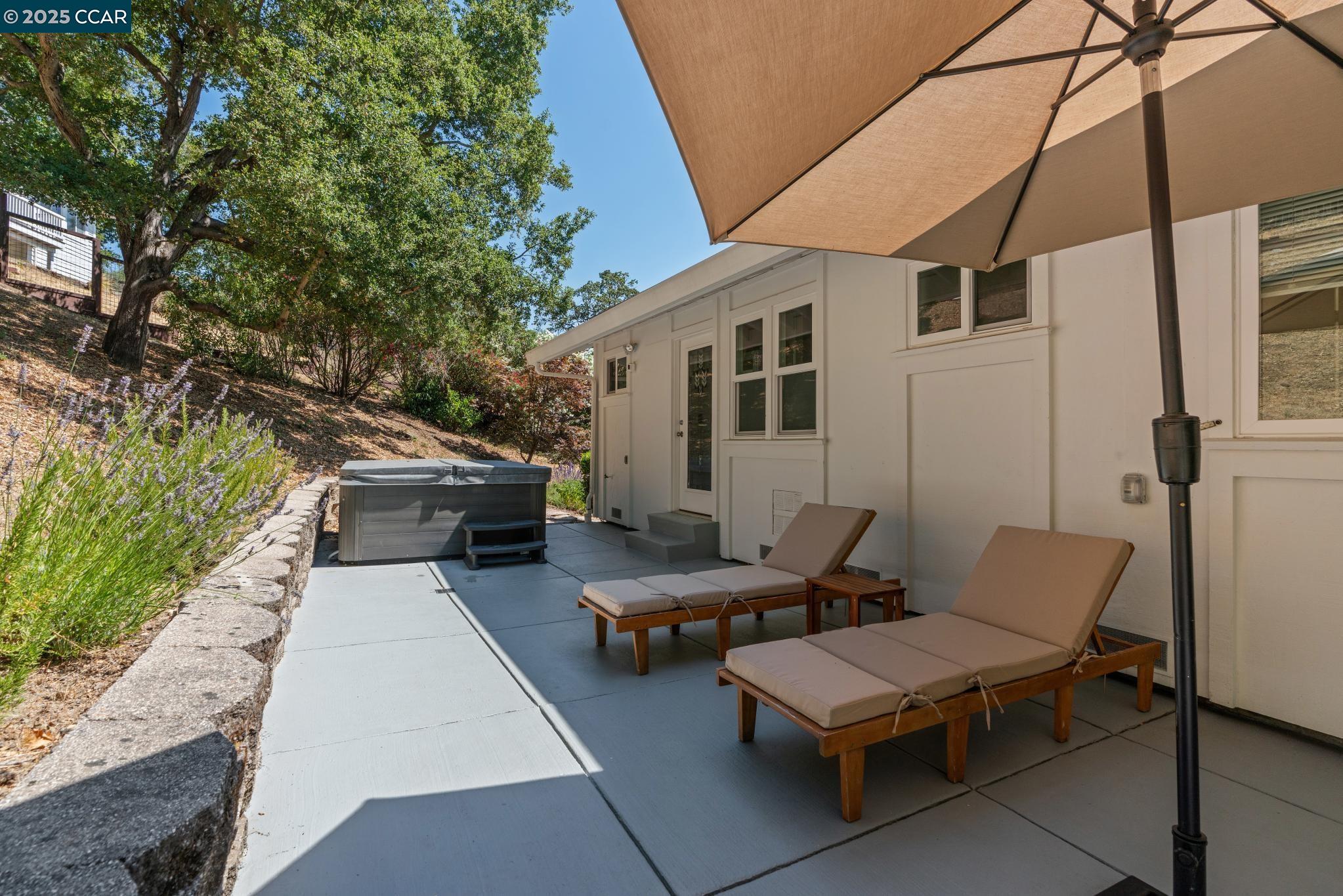 3555 Old Mountain View Dr, Lafayette, California 94549, 5 Bedrooms Bedrooms, 10 Rooms Rooms,3 BathroomsBathrooms,Residential Lease,For Rent,3555 Old Mountain View Dr,41106741