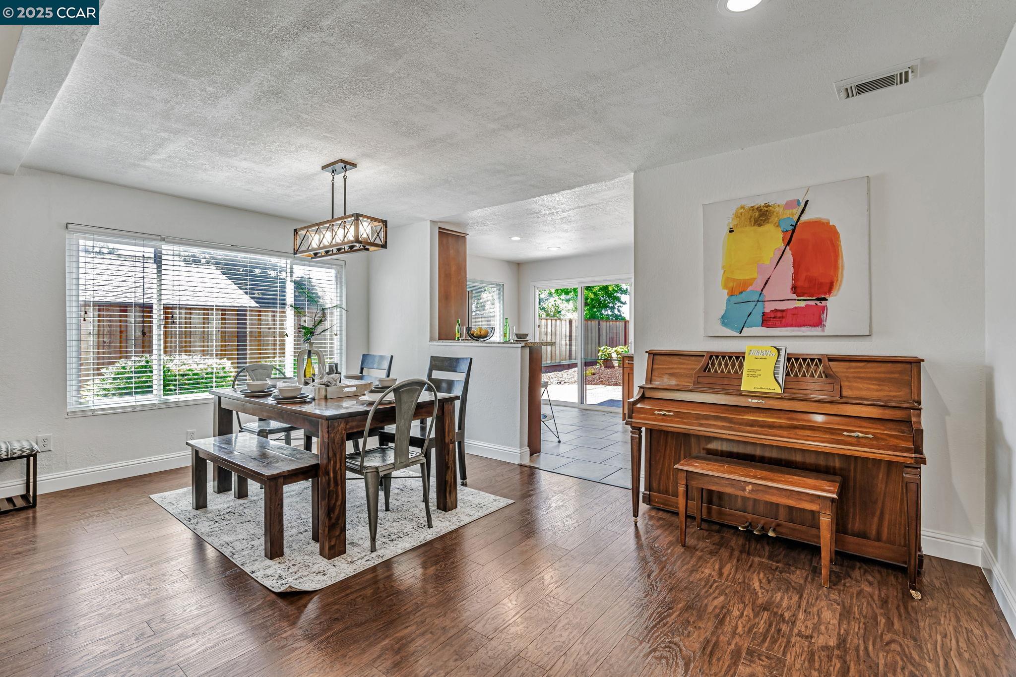507 Hastings Dr, Benicia, California 94510, 4 Bedrooms Bedrooms, 9 Rooms Rooms,3 BathroomsBathrooms,Residential,For Sale,507 Hastings Dr,41106742