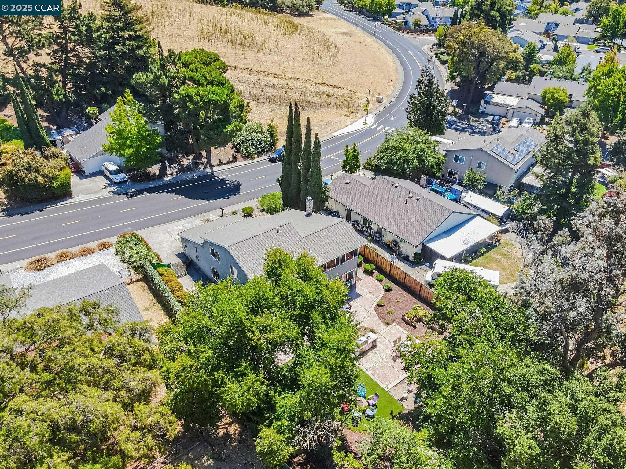 507 Hastings Dr, Benicia, California 94510, 4 Bedrooms Bedrooms, 9 Rooms Rooms,3 BathroomsBathrooms,Residential,For Sale,507 Hastings Dr,41106742