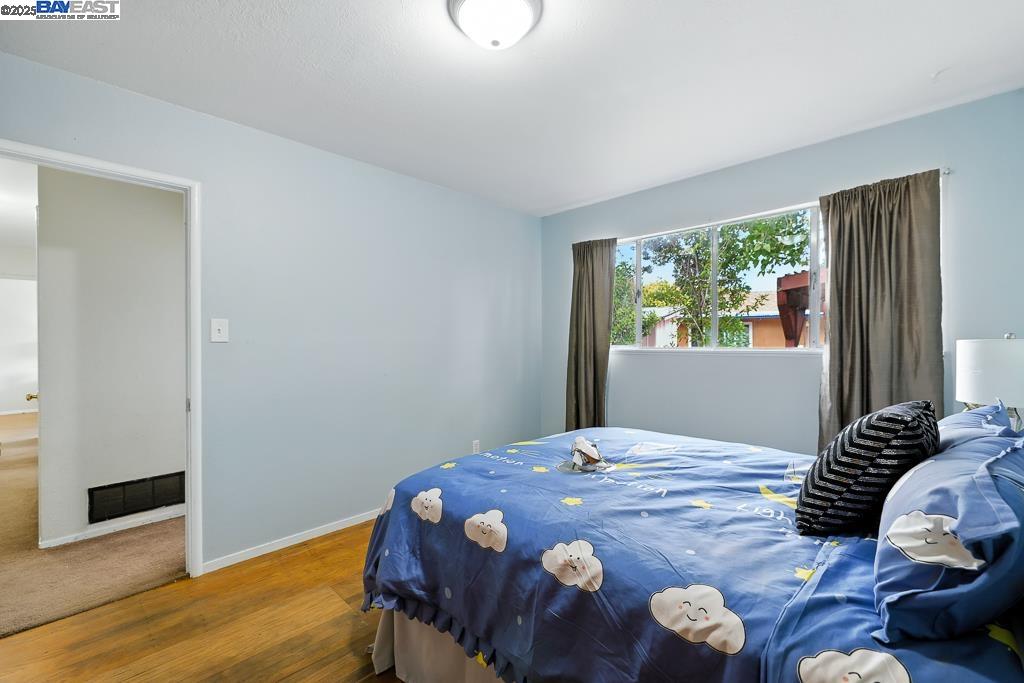 1677 Johnson St, San Leandro, California 94577, 3 Bedrooms Bedrooms, 5 Rooms Rooms,1 BathroomBathrooms,Residential,For Sale,1677 Johnson St,41106743