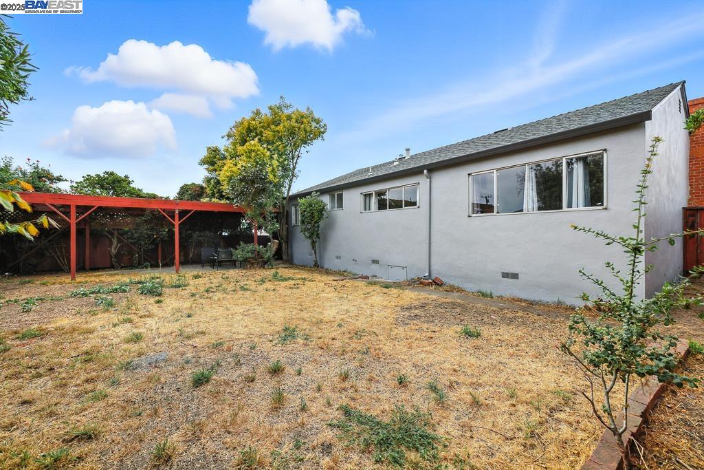1677 Johnson St, San Leandro, California 94577, 3 Bedrooms Bedrooms, 5 Rooms Rooms,1 BathroomBathrooms,Residential,For Sale,1677 Johnson St,41106743