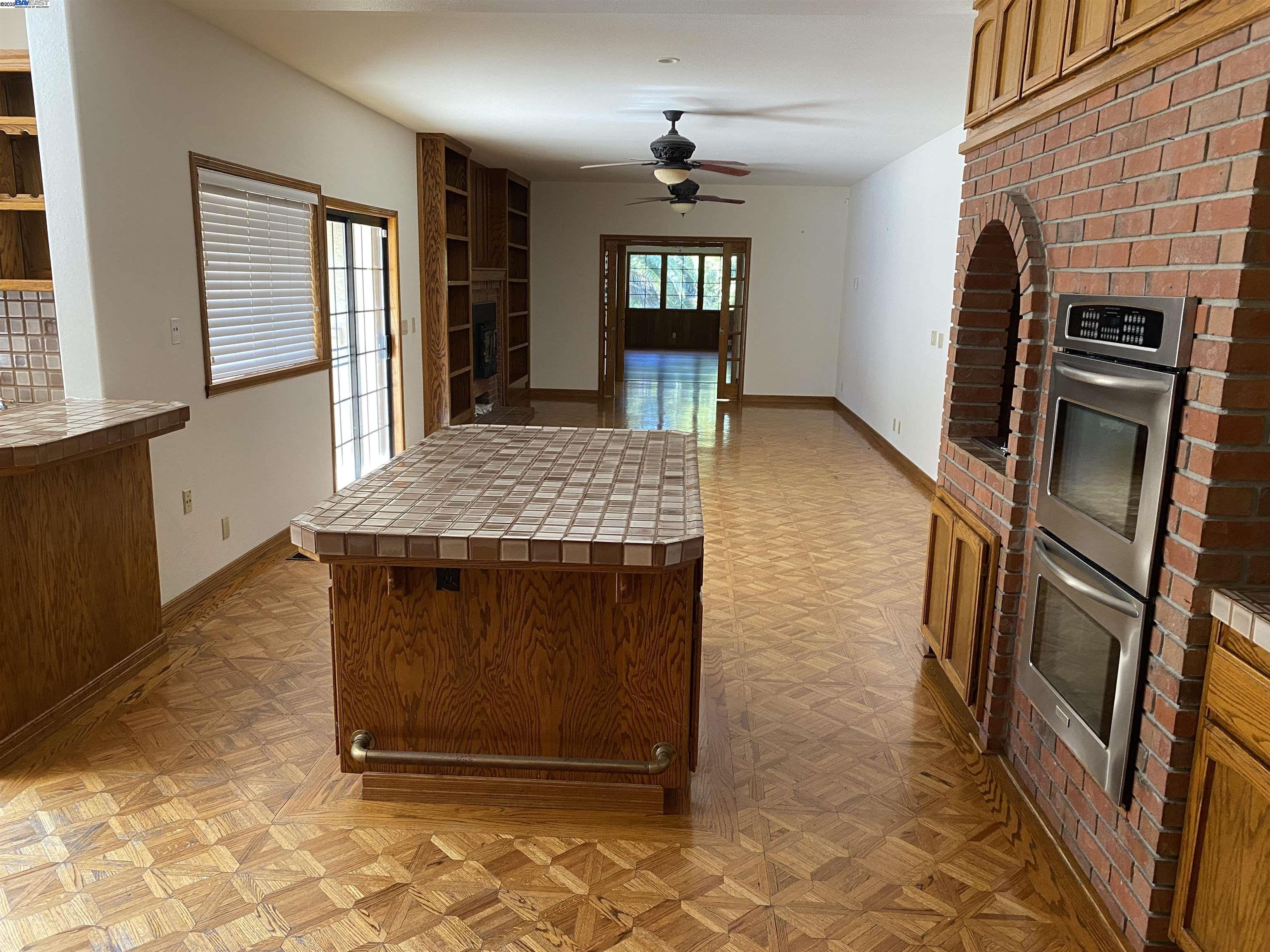 Detail Gallery Image 29 of 38 For 11 Foothill Lane, Pleasanton,  CA 94588 - 4 Beds | 4 Baths