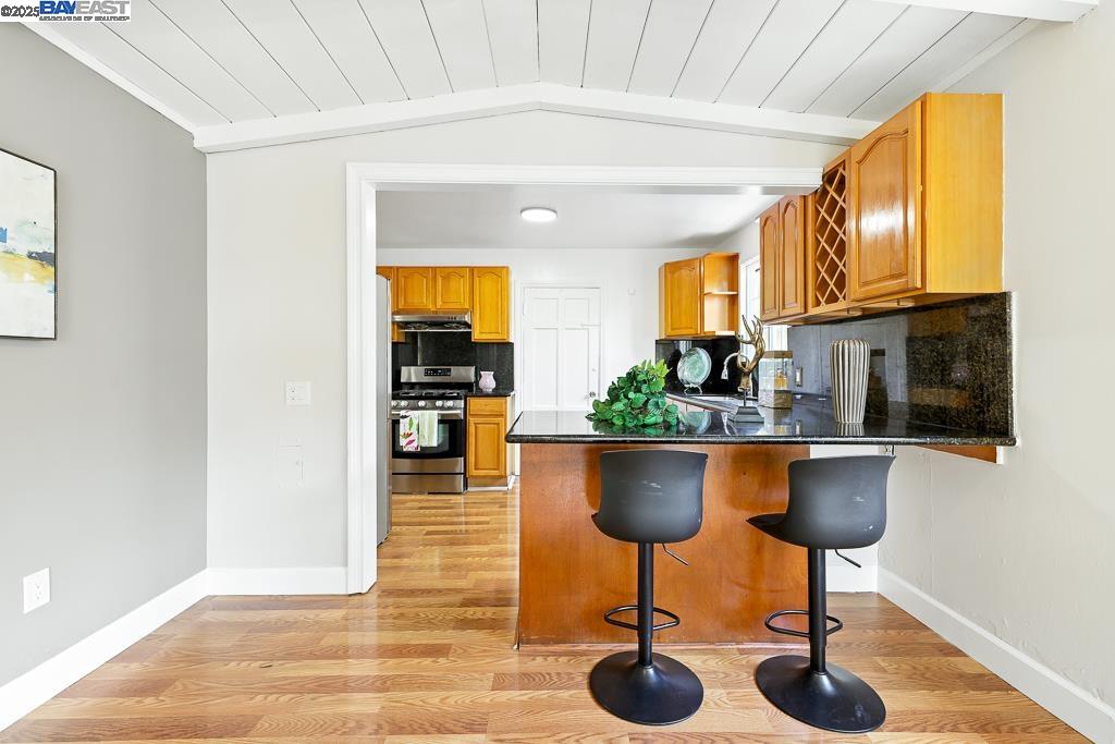 825 Billings Blvd, San Leandro, California 94577, 3 Bedrooms Bedrooms, 6 Rooms Rooms,2 BathroomsBathrooms,Residential,For Sale,825 Billings Blvd,41106748