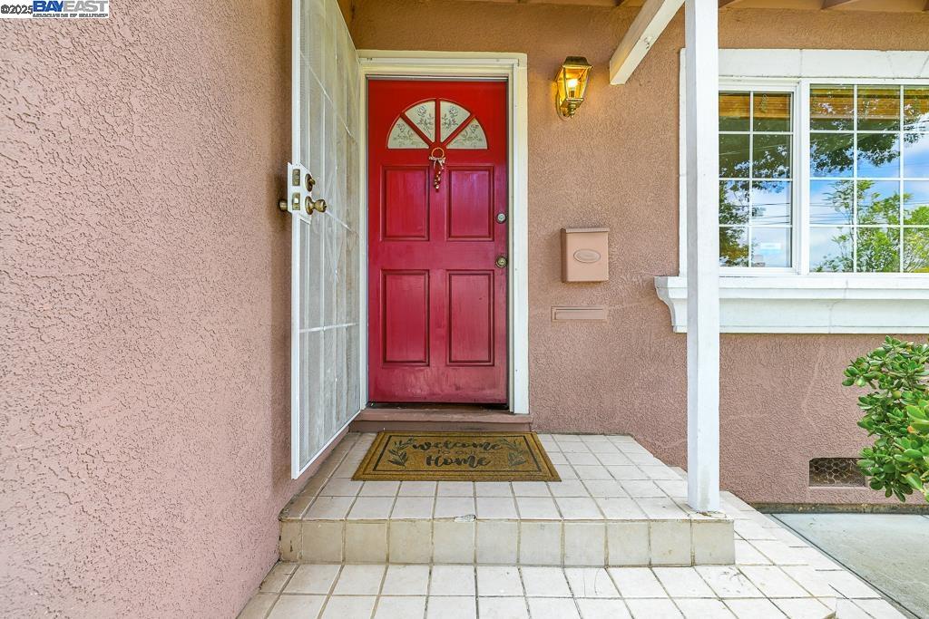 825 Billings Blvd, San Leandro, California 94577, 3 Bedrooms Bedrooms, 6 Rooms Rooms,2 BathroomsBathrooms,Residential,For Sale,825 Billings Blvd,41106748