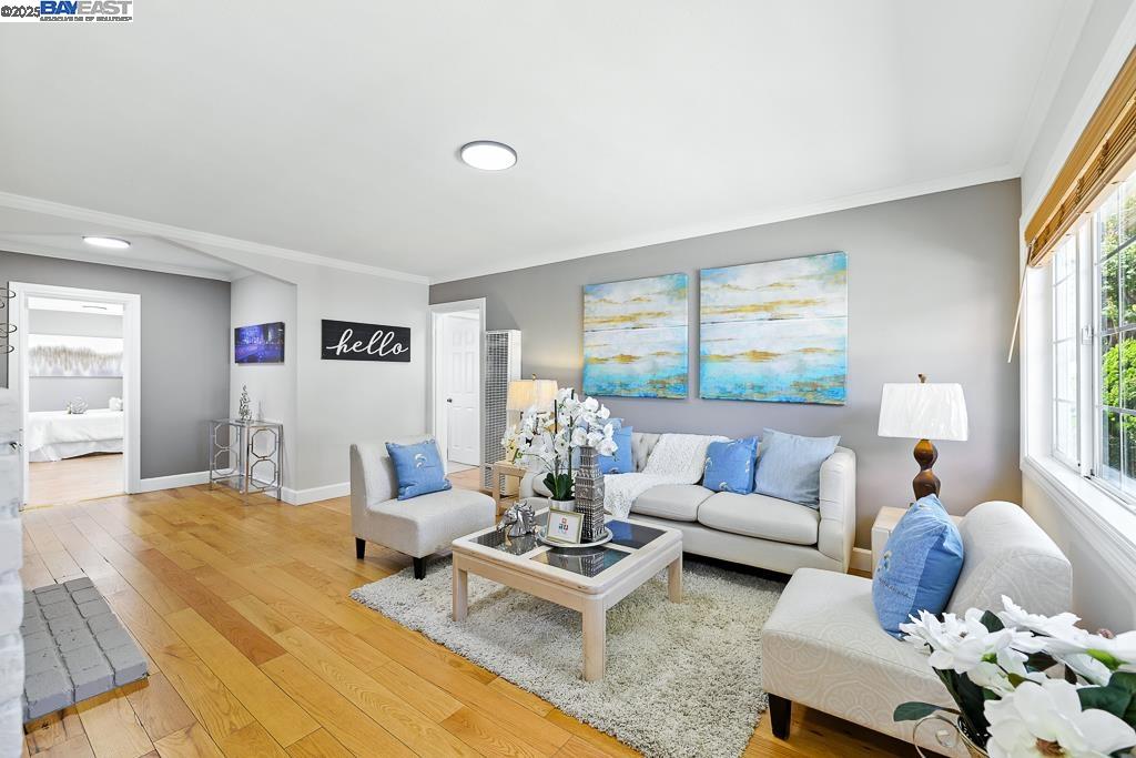 825 Billings Blvd, San Leandro, California 94577, 3 Bedrooms Bedrooms, 6 Rooms Rooms,2 BathroomsBathrooms,Residential,For Sale,825 Billings Blvd,41106748