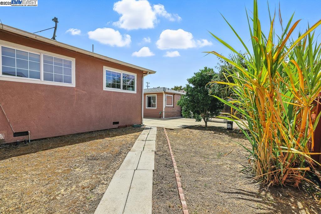 825 Billings Blvd, San Leandro, California 94577, 3 Bedrooms Bedrooms, 6 Rooms Rooms,2 BathroomsBathrooms,Residential,For Sale,825 Billings Blvd,41106748