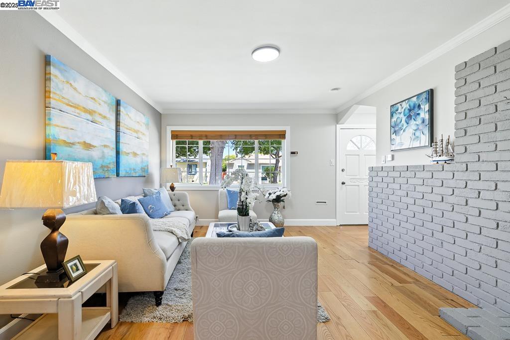 825 Billings Blvd, San Leandro, California 94577, 3 Bedrooms Bedrooms, 6 Rooms Rooms,2 BathroomsBathrooms,Residential,For Sale,825 Billings Blvd,41106748