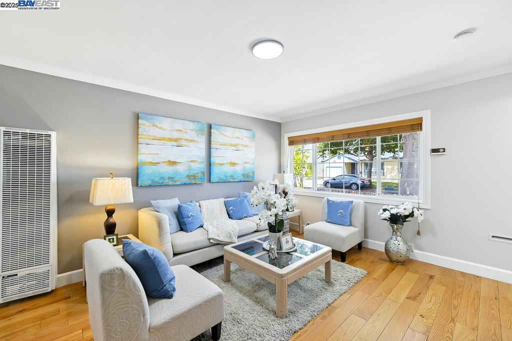 825 Billings Blvd, San Leandro, California 94577, 3 Bedrooms Bedrooms, 6 Rooms Rooms,2 BathroomsBathrooms,Residential,For Sale,825 Billings Blvd,41106748