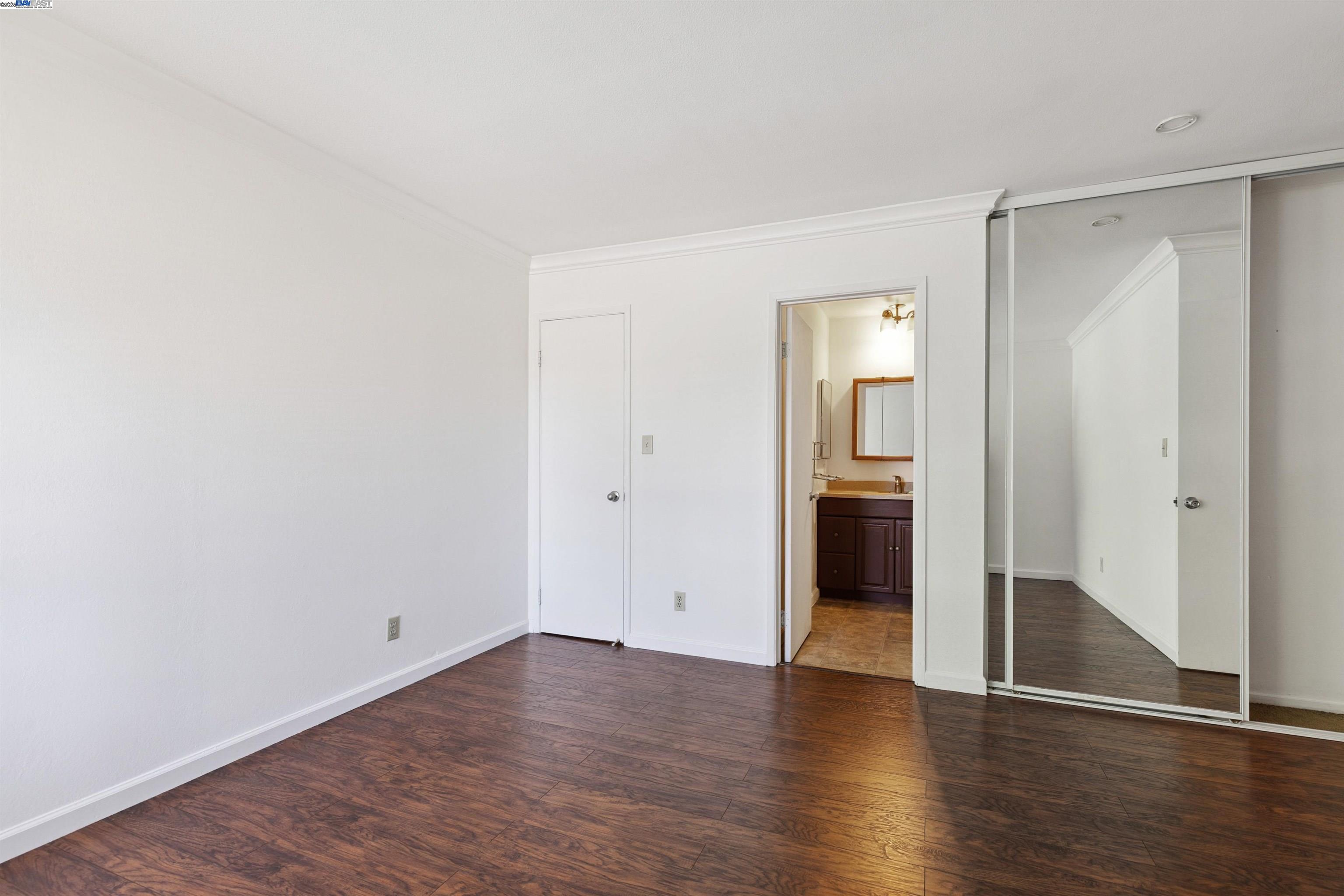 100 Kinross Drive # 42, Walnut Creek, California 94598, 2 Bedrooms Bedrooms, 6 Rooms Rooms,2 BathroomsBathrooms,Residential,For Sale,100 Kinross Drive # 42,41106749