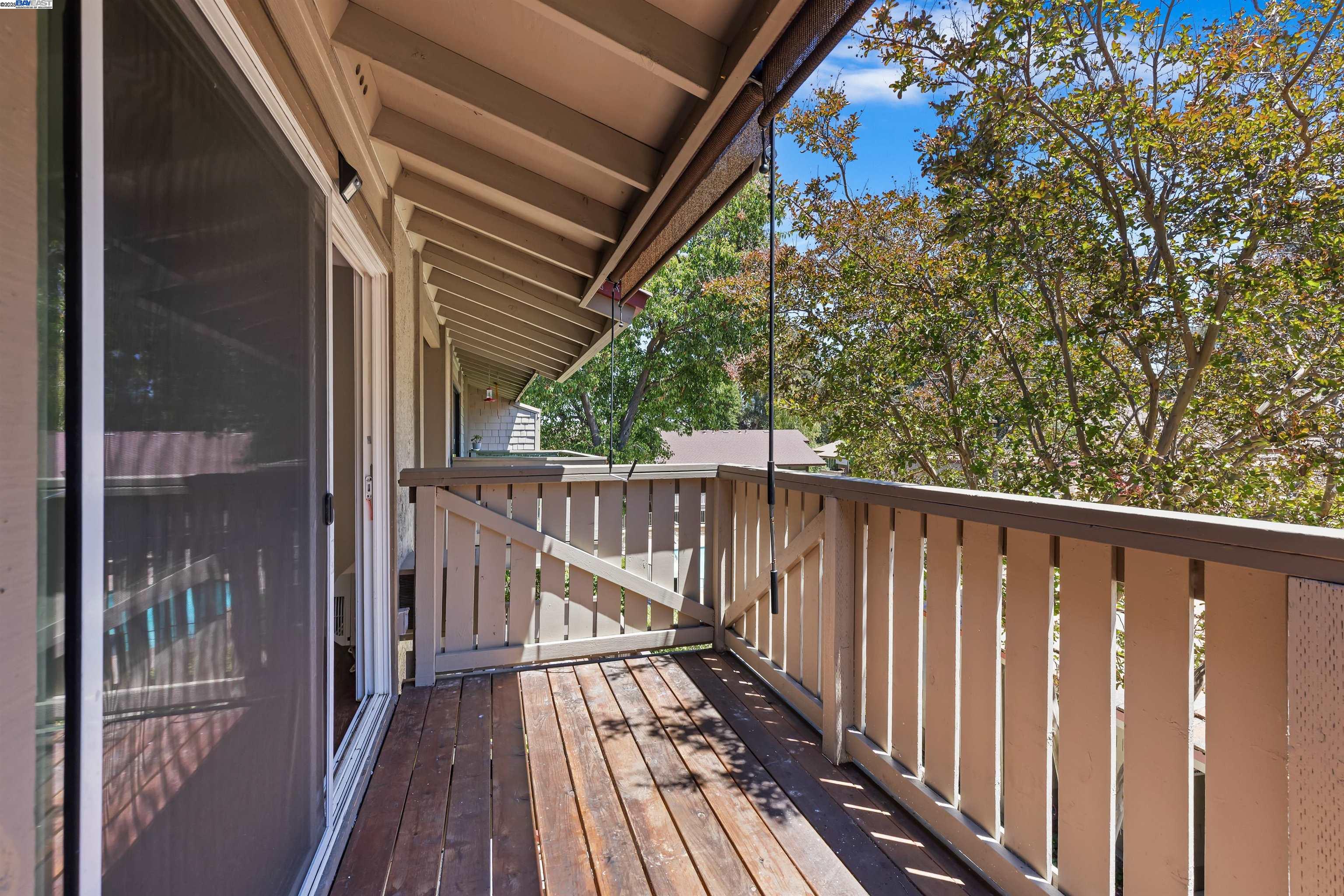 100 Kinross Drive # 42, Walnut Creek, California 94598, 2 Bedrooms Bedrooms, 6 Rooms Rooms,2 BathroomsBathrooms,Residential,For Sale,100 Kinross Drive # 42,41106749