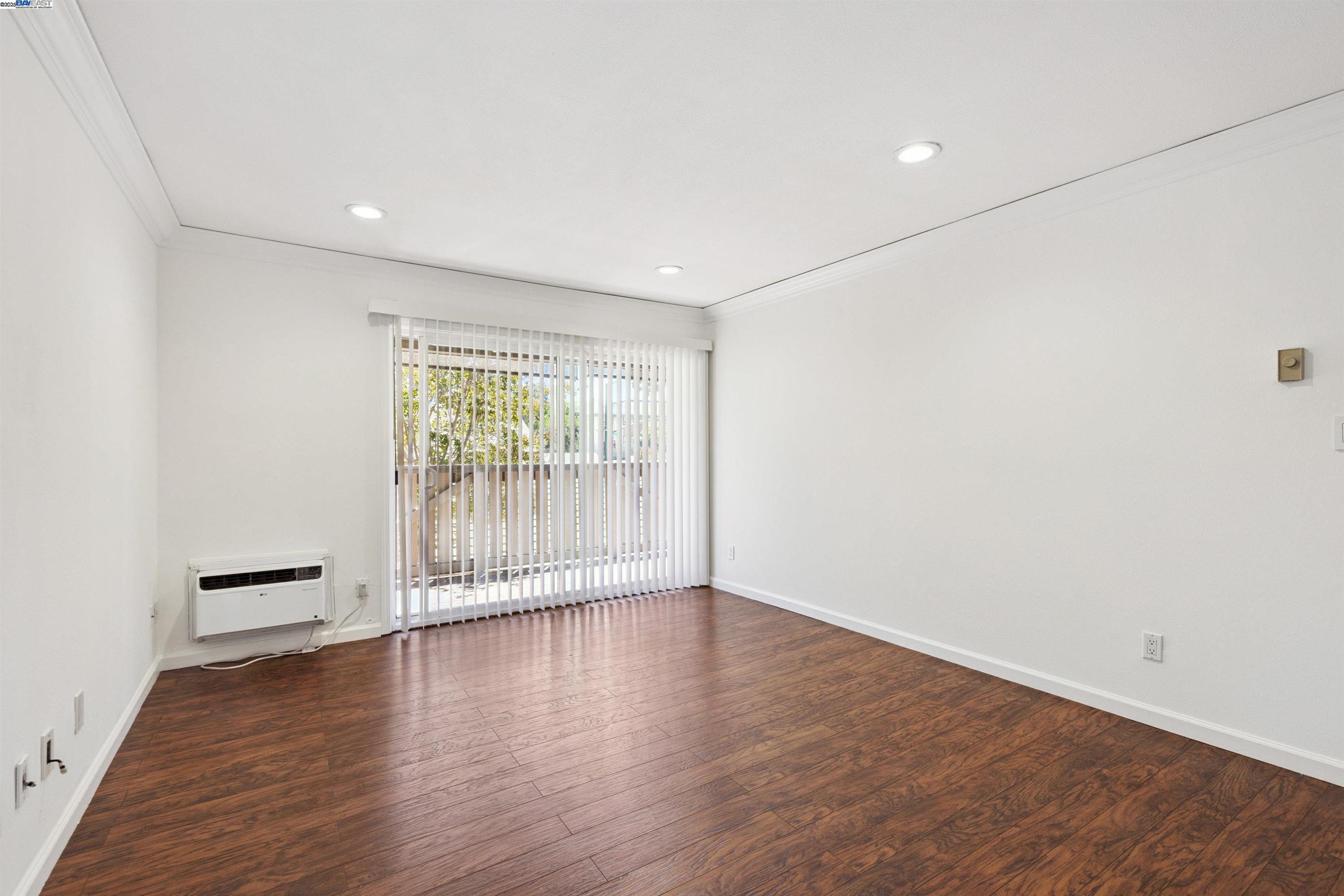 100 Kinross Drive # 42, Walnut Creek, California 94598, 2 Bedrooms Bedrooms, 6 Rooms Rooms,2 BathroomsBathrooms,Residential,For Sale,100 Kinross Drive # 42,41106749