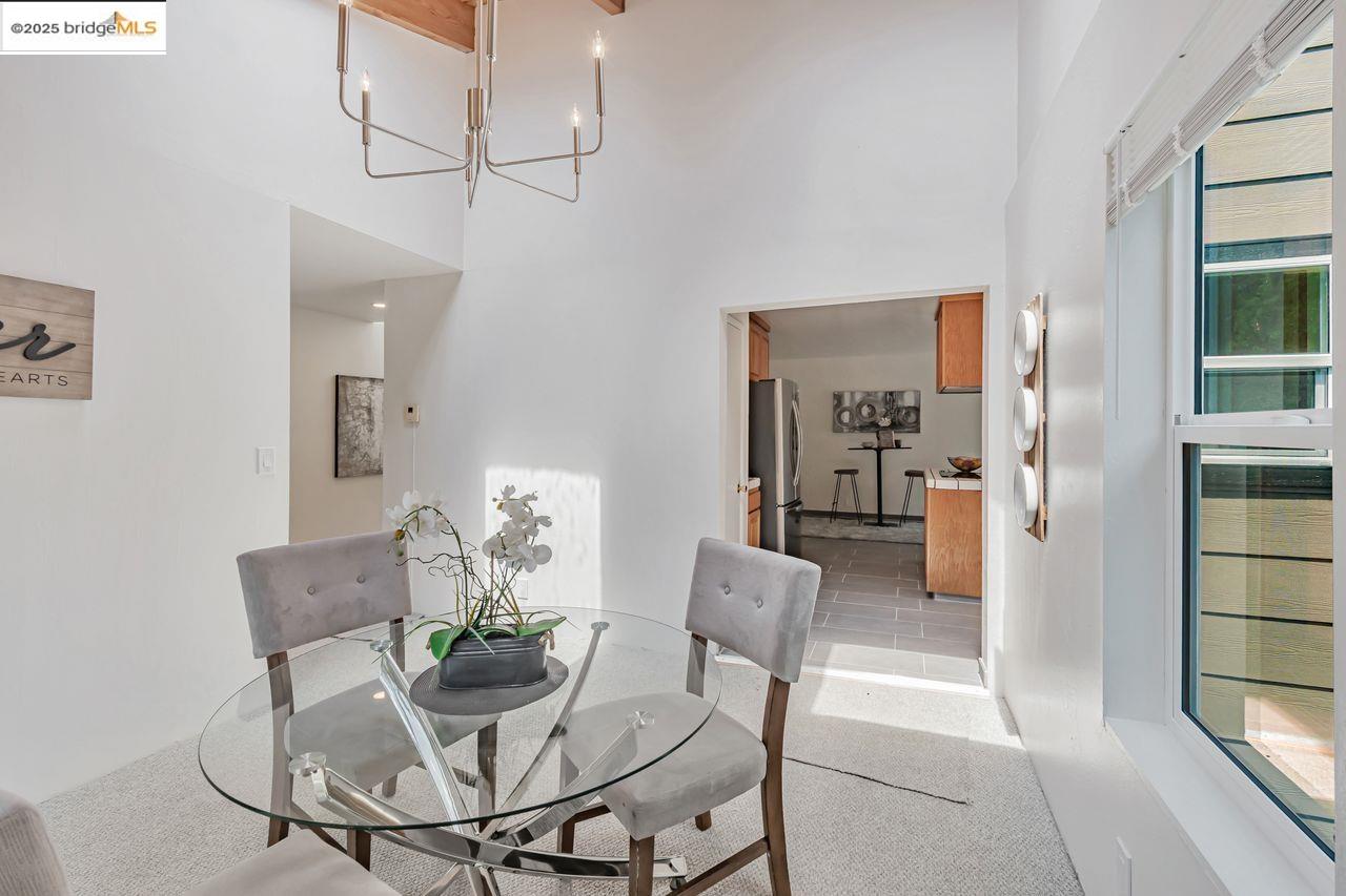6659 Exeter Dr, Oakland, California 94611, 4 Bedrooms Bedrooms, 8 Rooms Rooms,2 BathroomsBathrooms,Residential,For Sale,6659 Exeter Dr,41106750