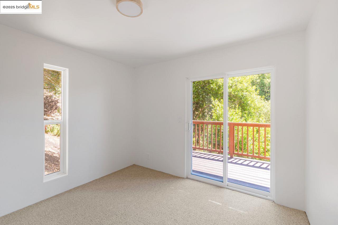 6659 Exeter Dr, Oakland, California 94611, 4 Bedrooms Bedrooms, 8 Rooms Rooms,2 BathroomsBathrooms,Residential,For Sale,6659 Exeter Dr,41106750