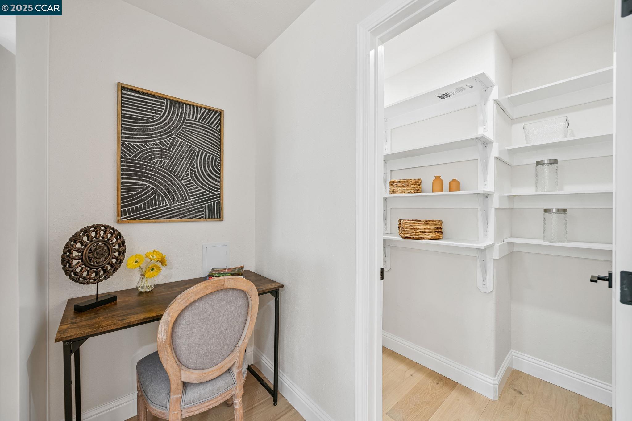 573 worley Ave., Sunnyvale, California 94085, 4 Bedrooms Bedrooms, 10 Rooms Rooms,2 BathroomsBathrooms,Residential,For Sale,573 worley Ave.,41106751