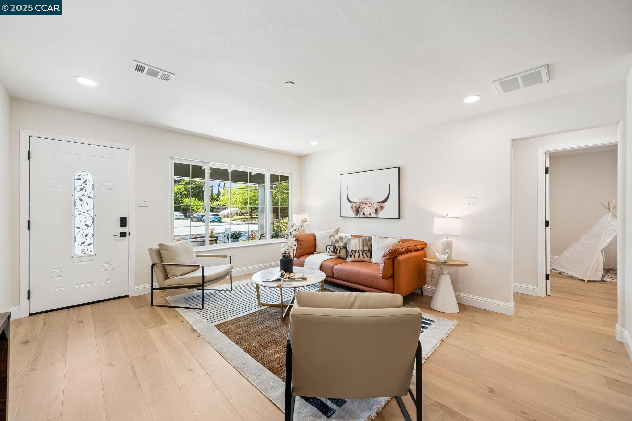 573 worley Ave., Sunnyvale, California 94085, 4 Bedrooms Bedrooms, 10 Rooms Rooms,2 BathroomsBathrooms,Residential,For Sale,573 worley Ave.,41106751