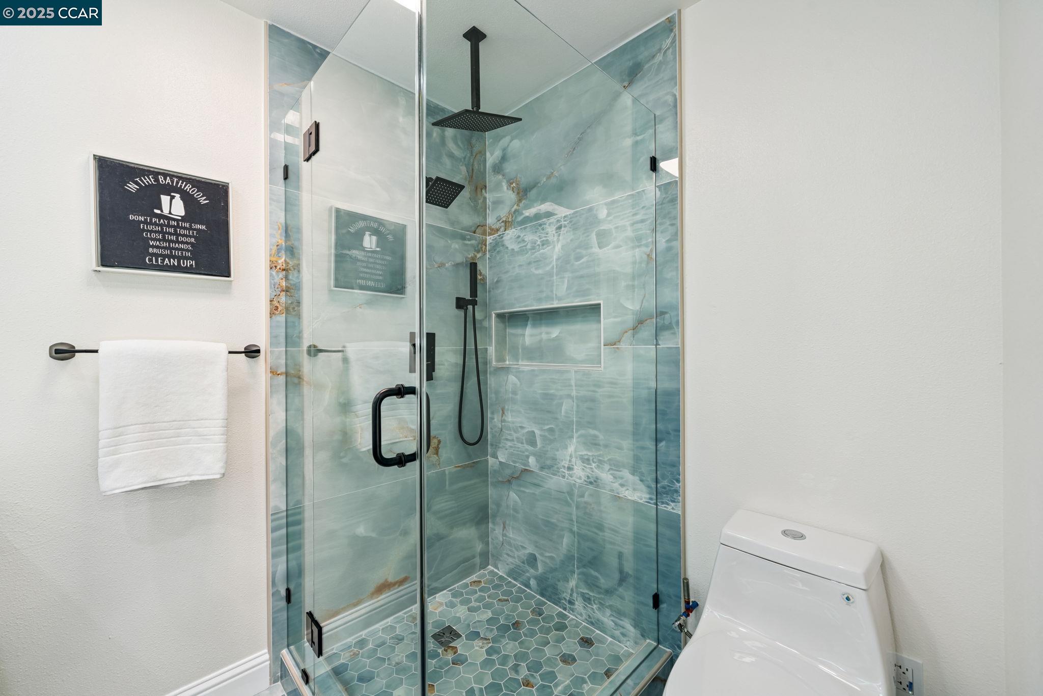 573 worley Ave., Sunnyvale, California 94085, 4 Bedrooms Bedrooms, 10 Rooms Rooms,2 BathroomsBathrooms,Residential,For Sale,573 worley Ave.,41106751