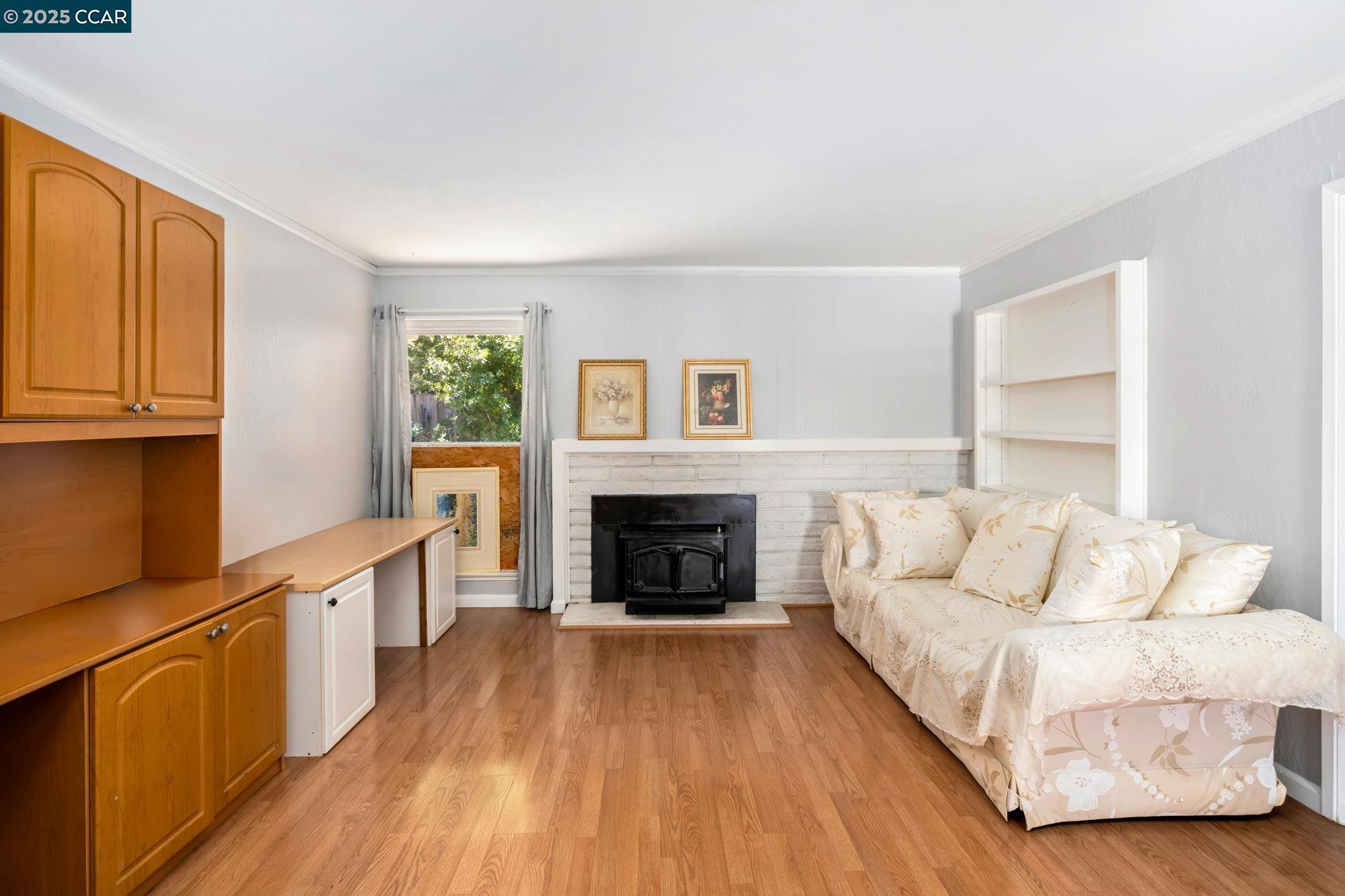 Detail Gallery Image 13 of 35 For 1216 Sherlock Way, Concord,  CA 94521 - 4 Beds | 2 Baths