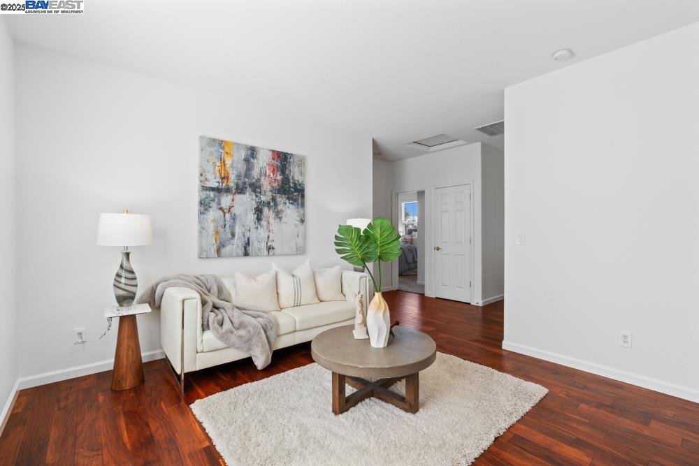 Detail Gallery Image 27 of 59 For 1525 Whispering Oaks Way, Pleasanton,  CA 94566 - 4 Beds | 3/1 Baths