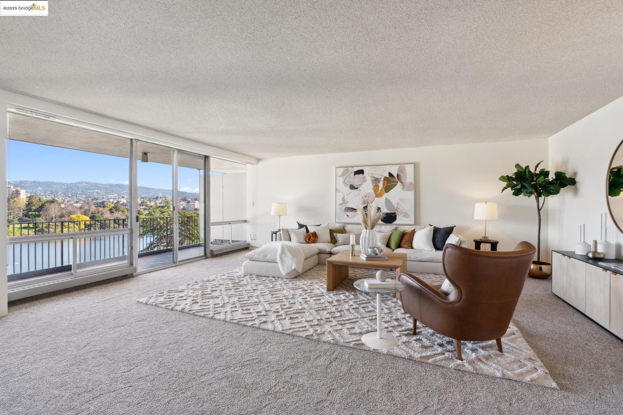 Detail Gallery Image 12 of 49 For 177 19th St 5a,  Oakland,  CA 94612 - 2 Beds | 2 Baths